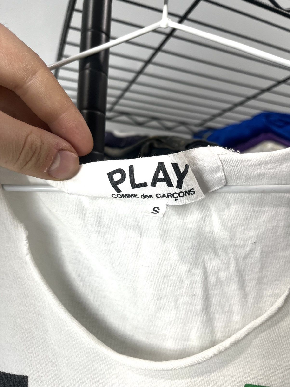 Hypebeast Vintage Comme Des Garcons Play Archive Sleeveles T shirt Size US S / EU 44-46 / 1 - 3 Thumbnail