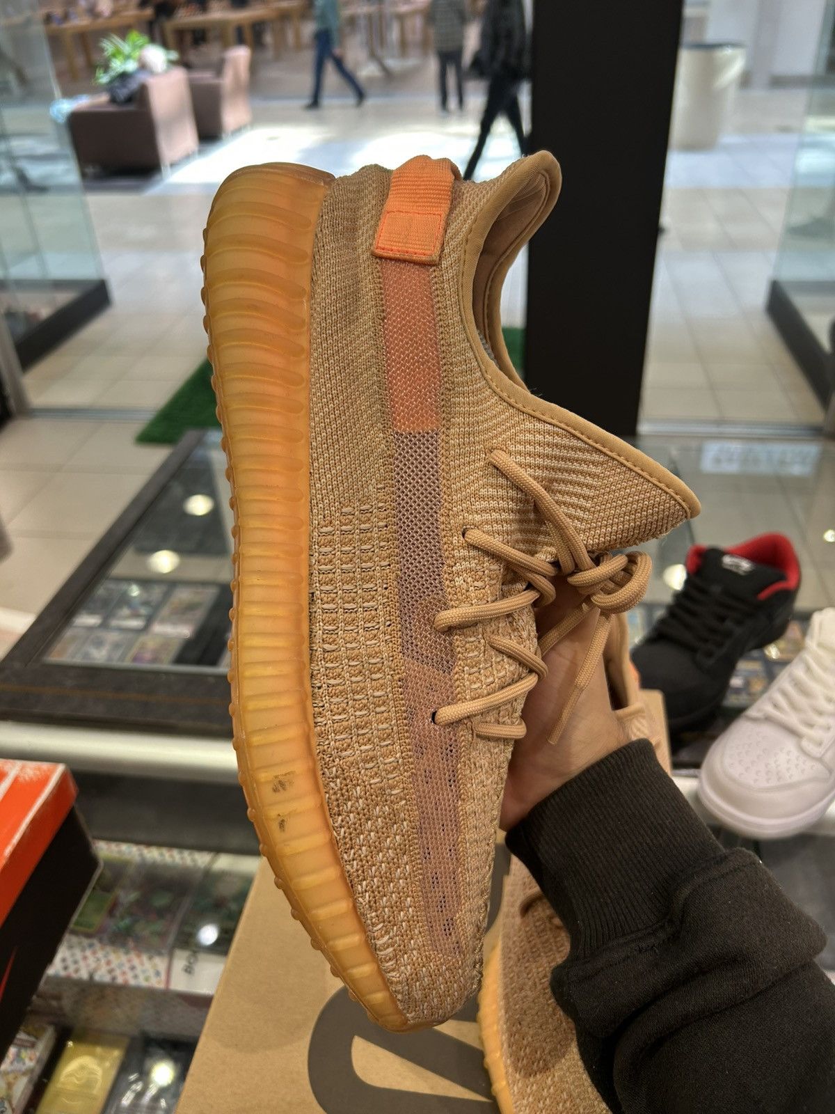 Yeezy Adidas yeezy 350 boost clay Size US 12 / EU 45 - 6 Thumbnail