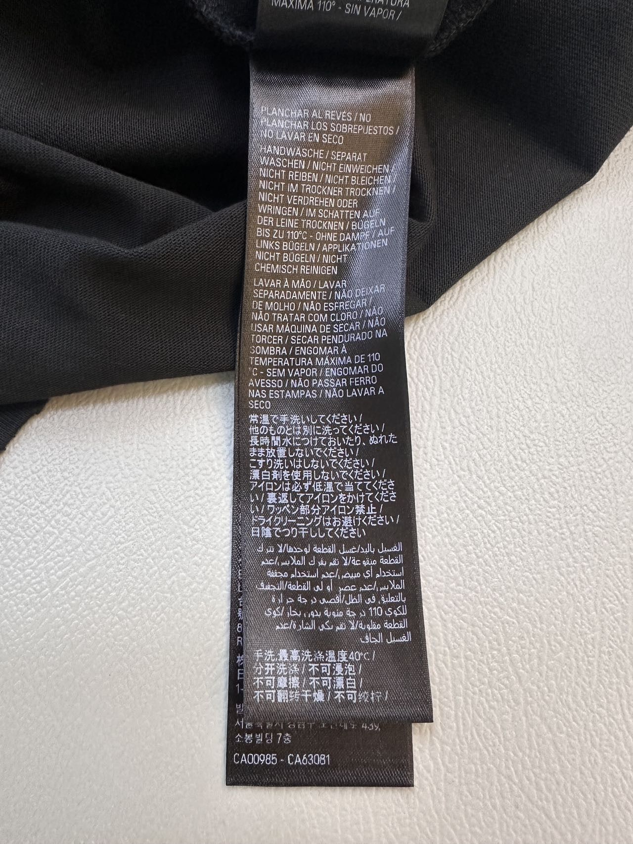 Balenciaga Balenciaga Regular Fit Short Sleeve T-shirt K26WX Size US S / EU 44-46 / 1 - 8 Thumbnail