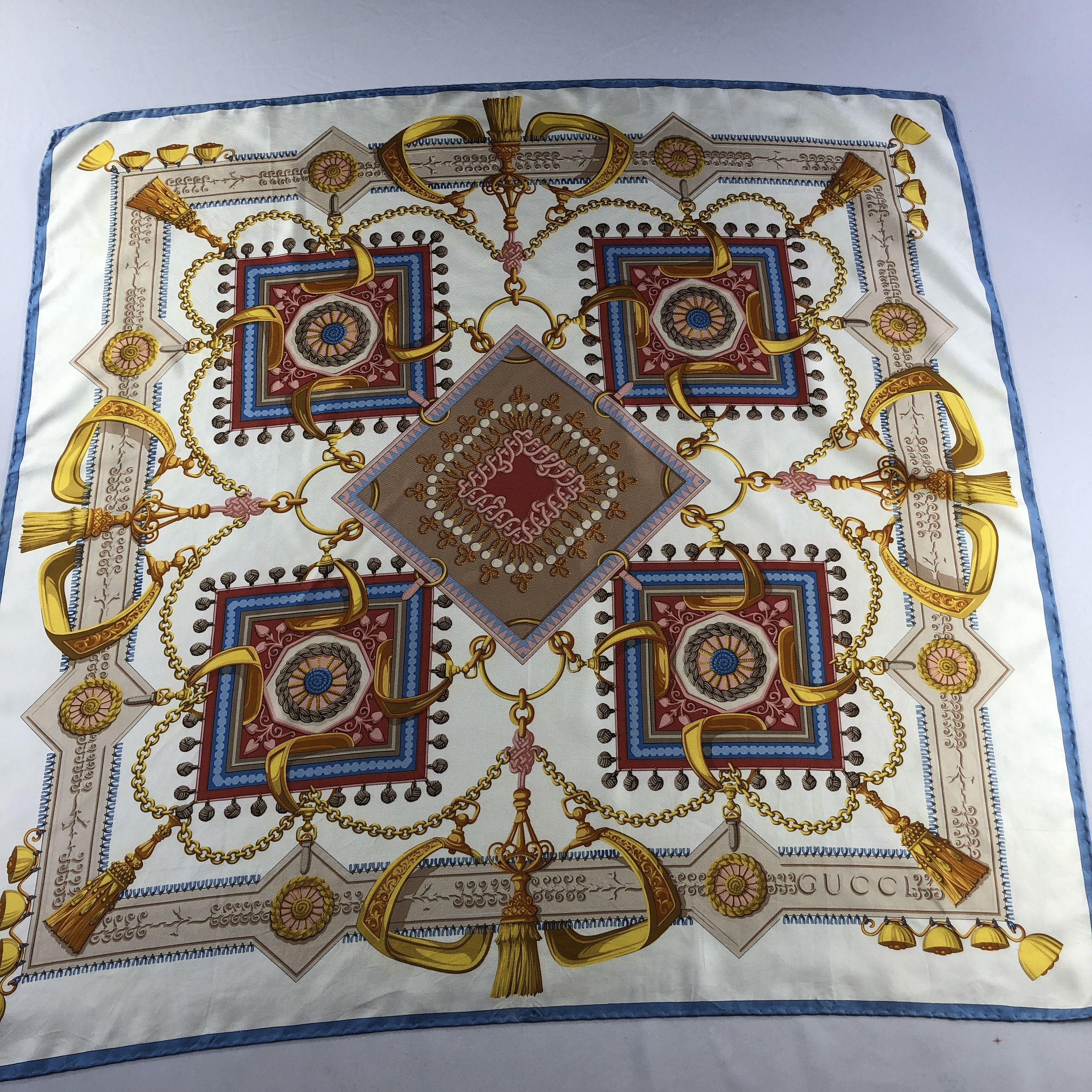 Gucci Gucci Luxury Silk Scarf M1409 Size ONE SIZE - 2 Thumbnail