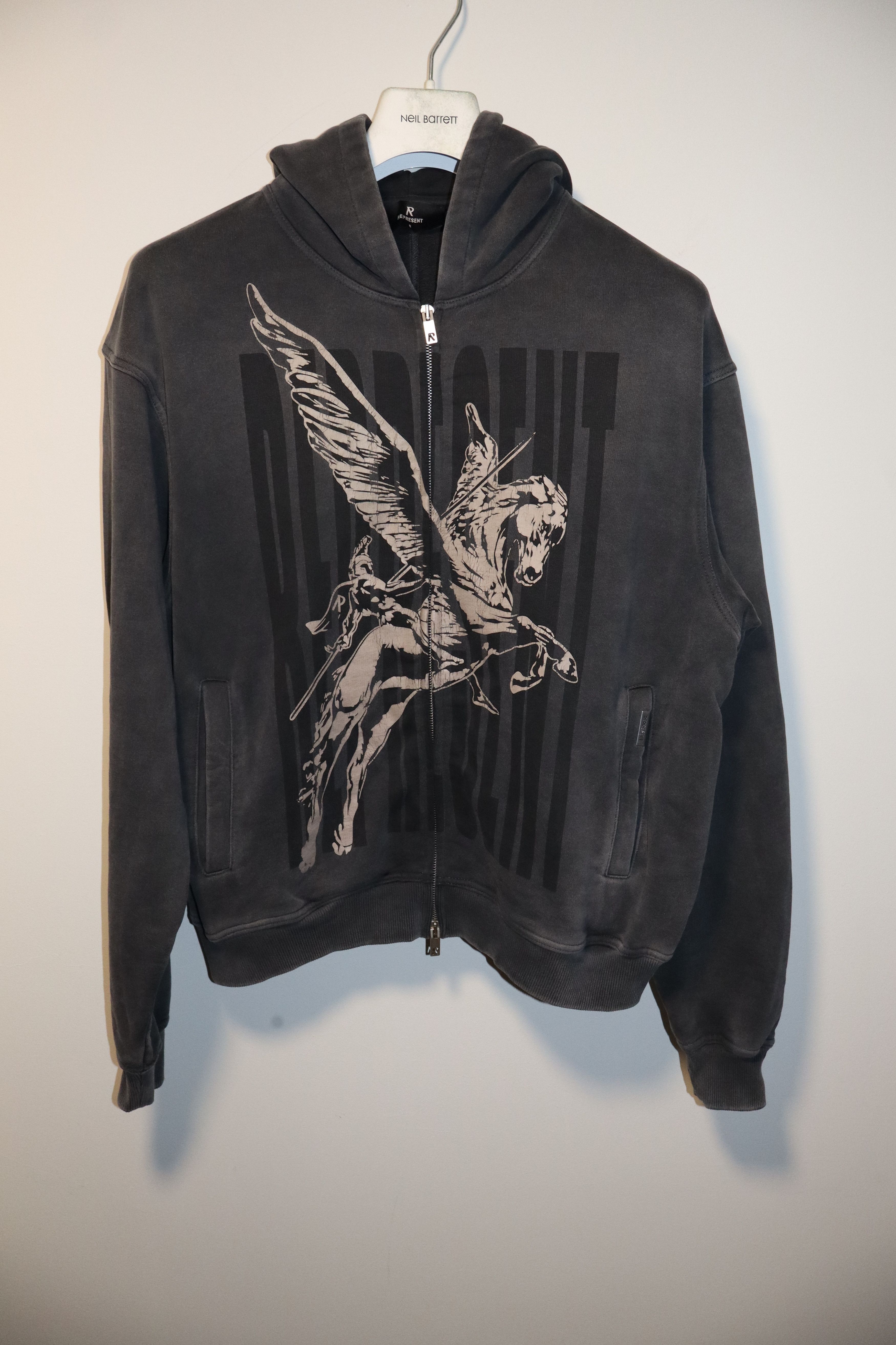 Represent Clo. Brand new! Icarus logo print zip hoodie Size US L / EU 52-54 / 3 - 1 Thumbnail