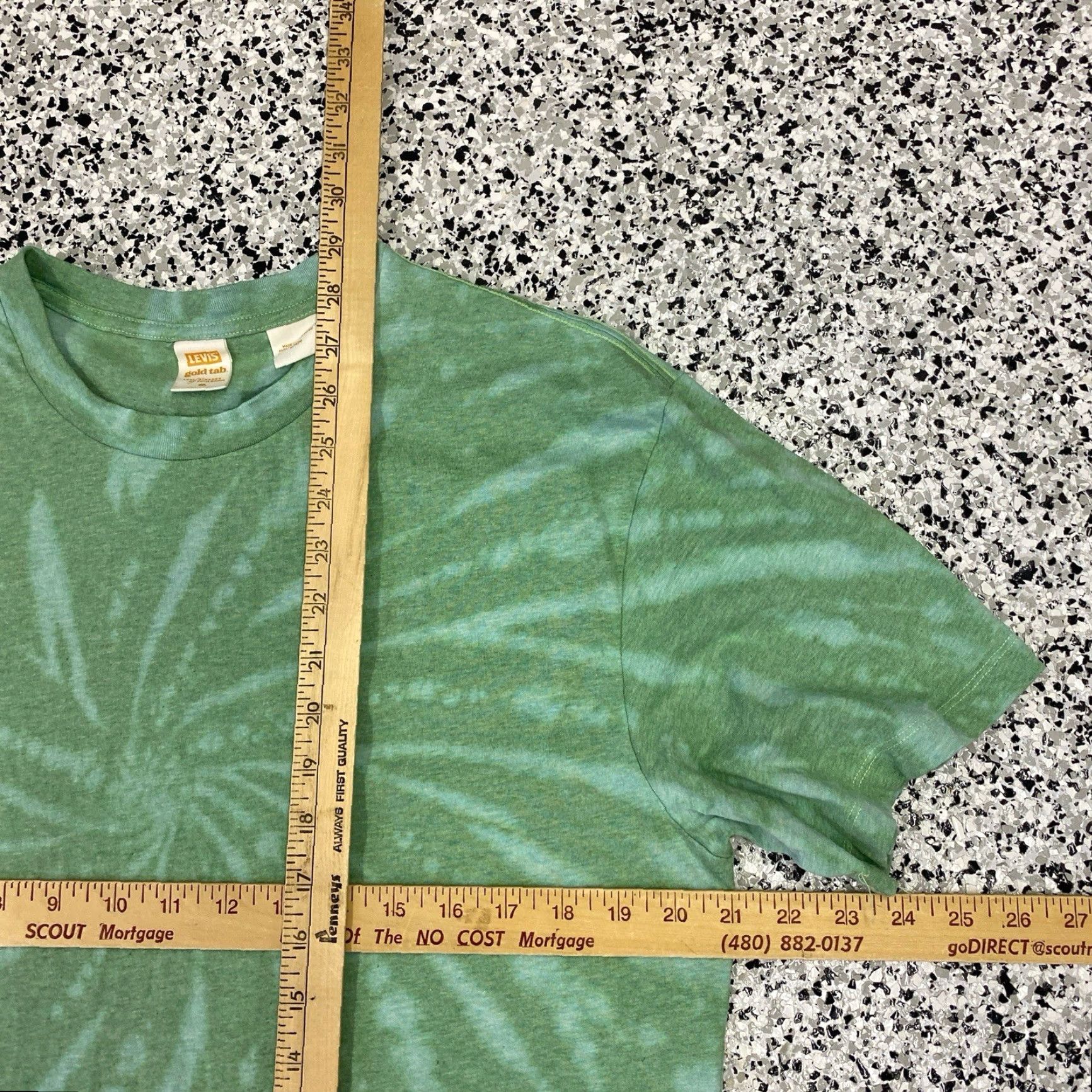 Levi's Levi's Gold Tab Men T-Shirt Crew Neck Short Sleeve 100% Cotton Green Medium Regular Size M, Logo, Solid, Vintage: No, Dept Men Size US M / EU 48-50 / 2 - 3 Thumbnail