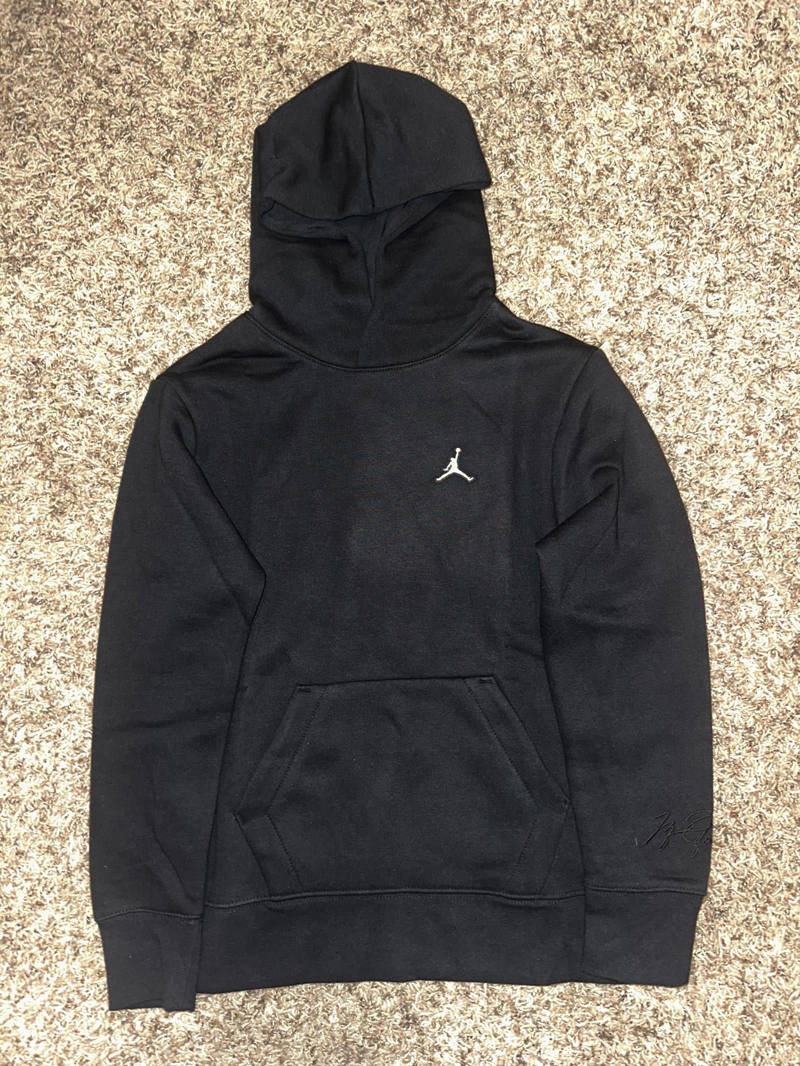 Jordan Brand Jordan Big Kids (Boy’s) Essentials Fleece Pullover Black Hoodie Size US M / EU 48-50 / 2 - 1 Thumbnail