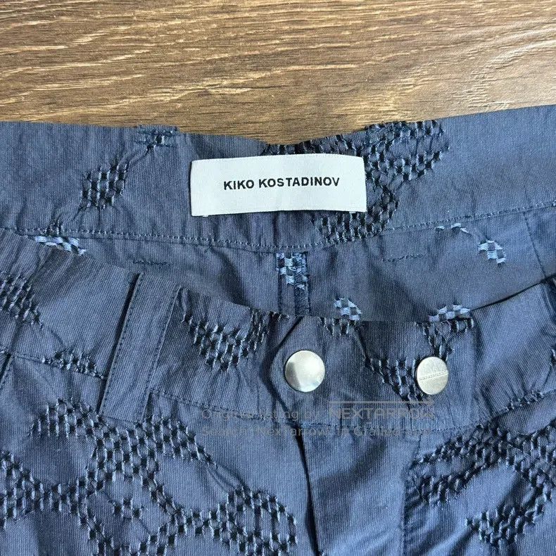 Kiko Kostadinov Kiko Kostadinov size S Kanu blue floral pants Size US 28 / EU 44 - 2 Thumbnail