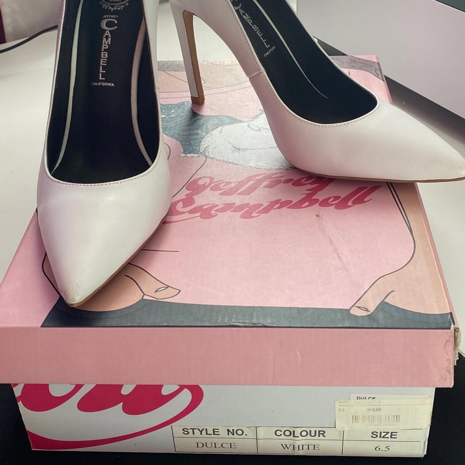Jeffrey Campbell Jeffrey Campbell Dulce Pumps in White Size 6.5 Size US 6.5 / IT 36.5 - 2 Thumbnail