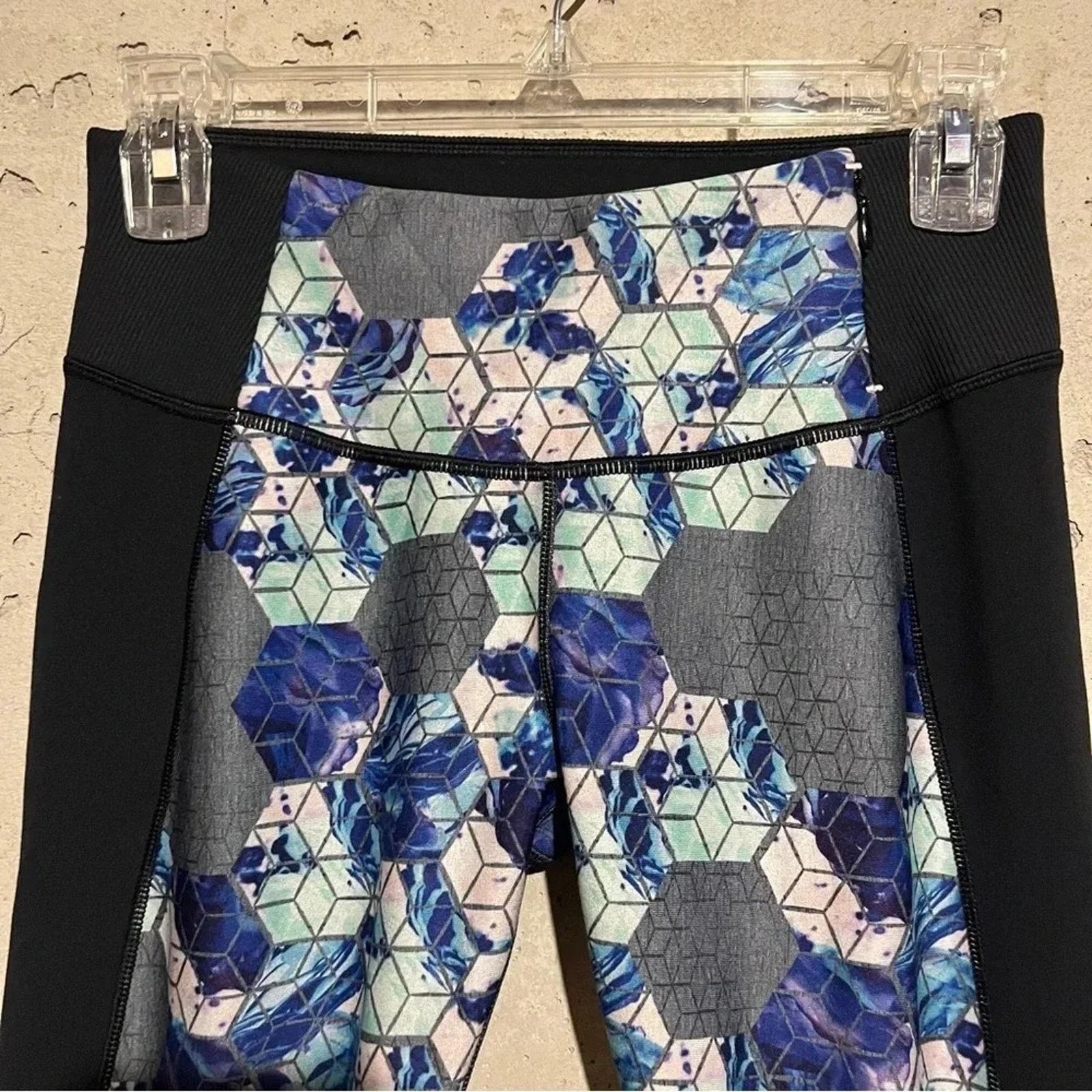 Other Calia by Carrie Underwood Small Geo Printed Legging Size 26" / US 2 / IT 38 - 4 Thumbnail