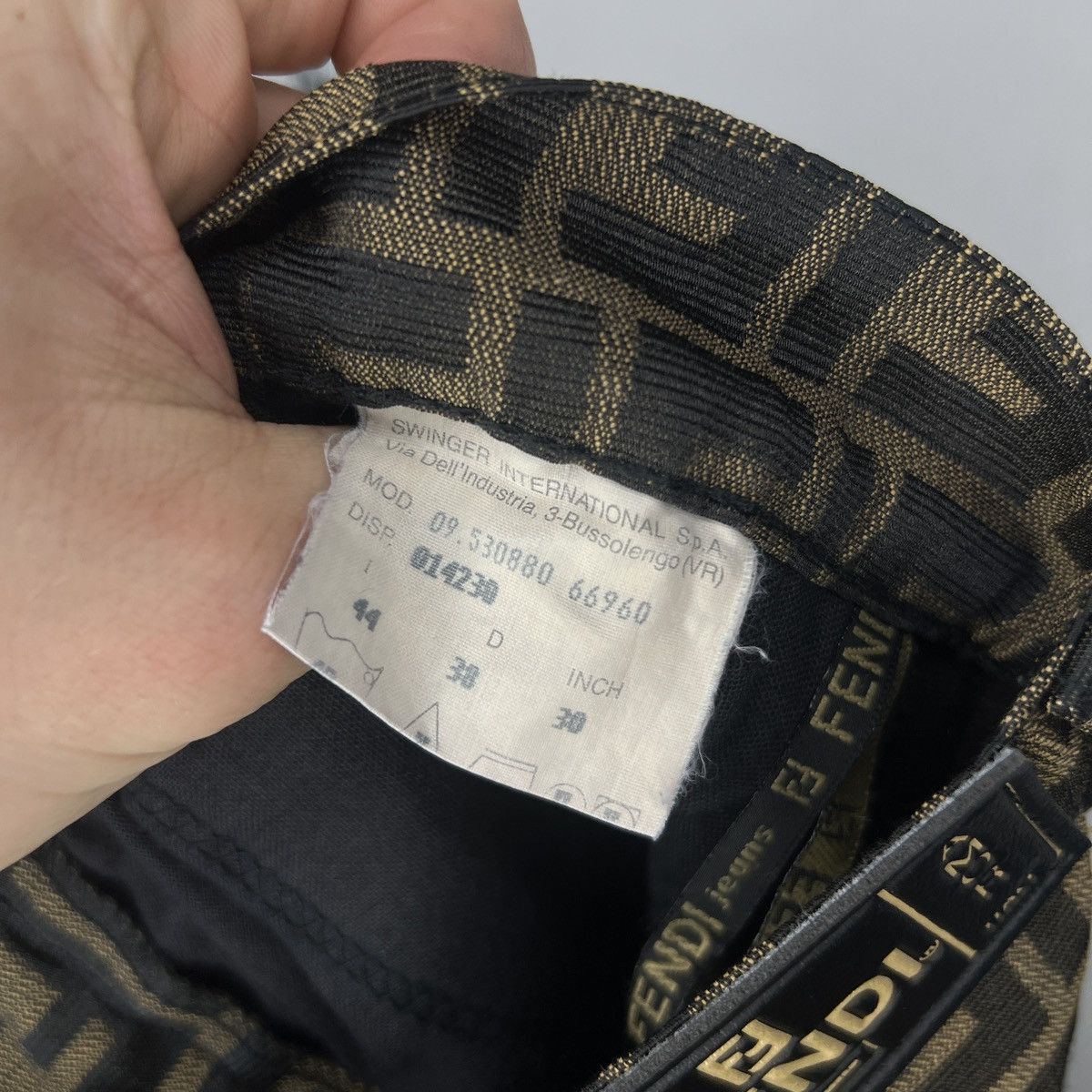 Fendi Fendi Mini Skirt Vintage Zucca Monogram Size 27" / US 4 / IT 40 - 9 Thumbnail