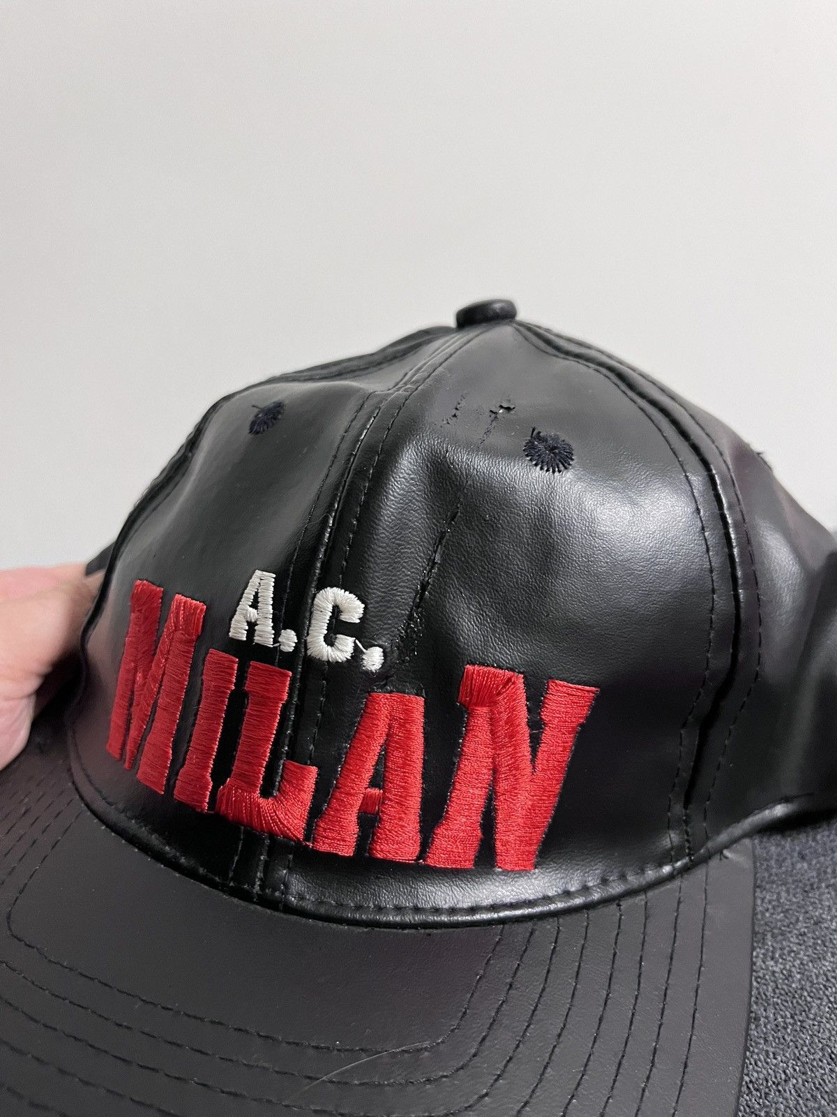 La Milano × Vintage AC MILAN Vintage Polyurethane Black Glossy Cap Size ONE SIZE - 5 Thumbnail