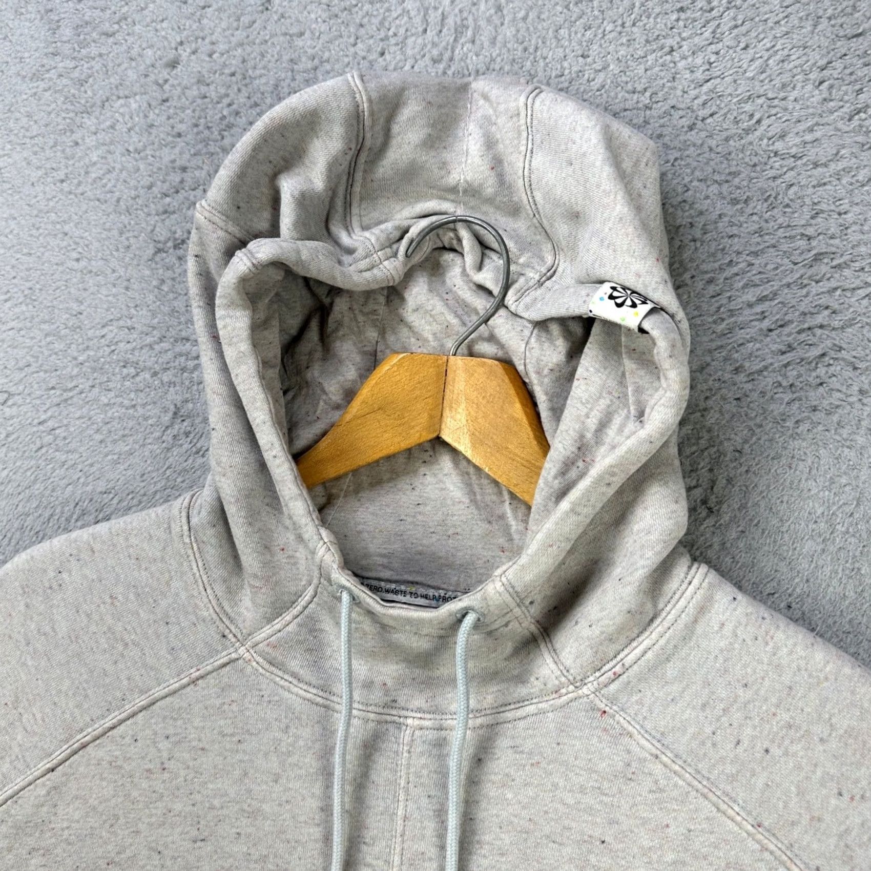 Nike Nike Sweatshirt Hoodie Mens Medium Gray Drawstring Pockets Long Sleeve Pullover Size US M / EU 48-50 / 2 - 6 Thumbnail