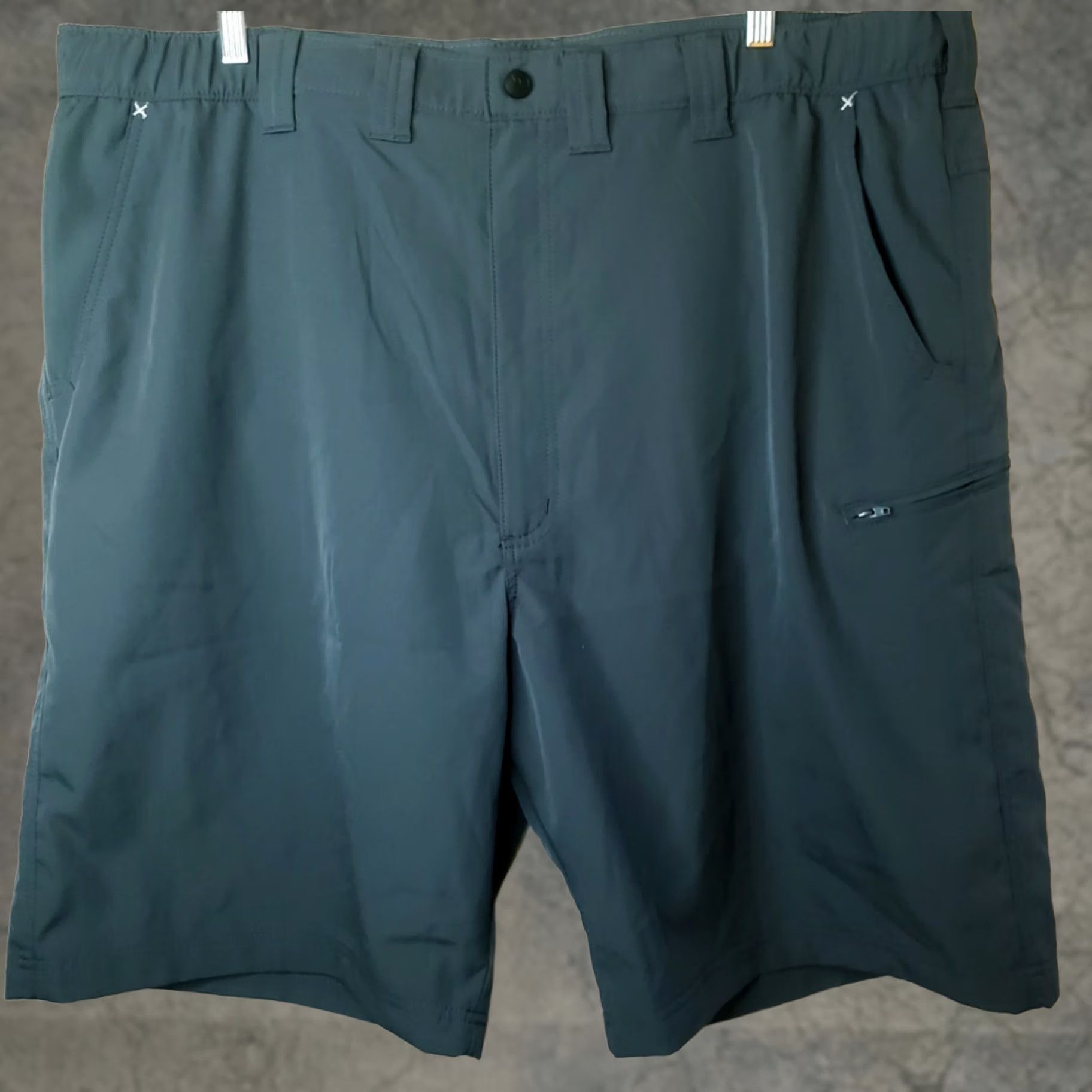 Wrangler Wrangler Outdoor Polyester Hiking Shorts Dark Gray Elastic Waist Men's 44 New without Tags! Size US 44 / EU 60 - 1 Thumbnail