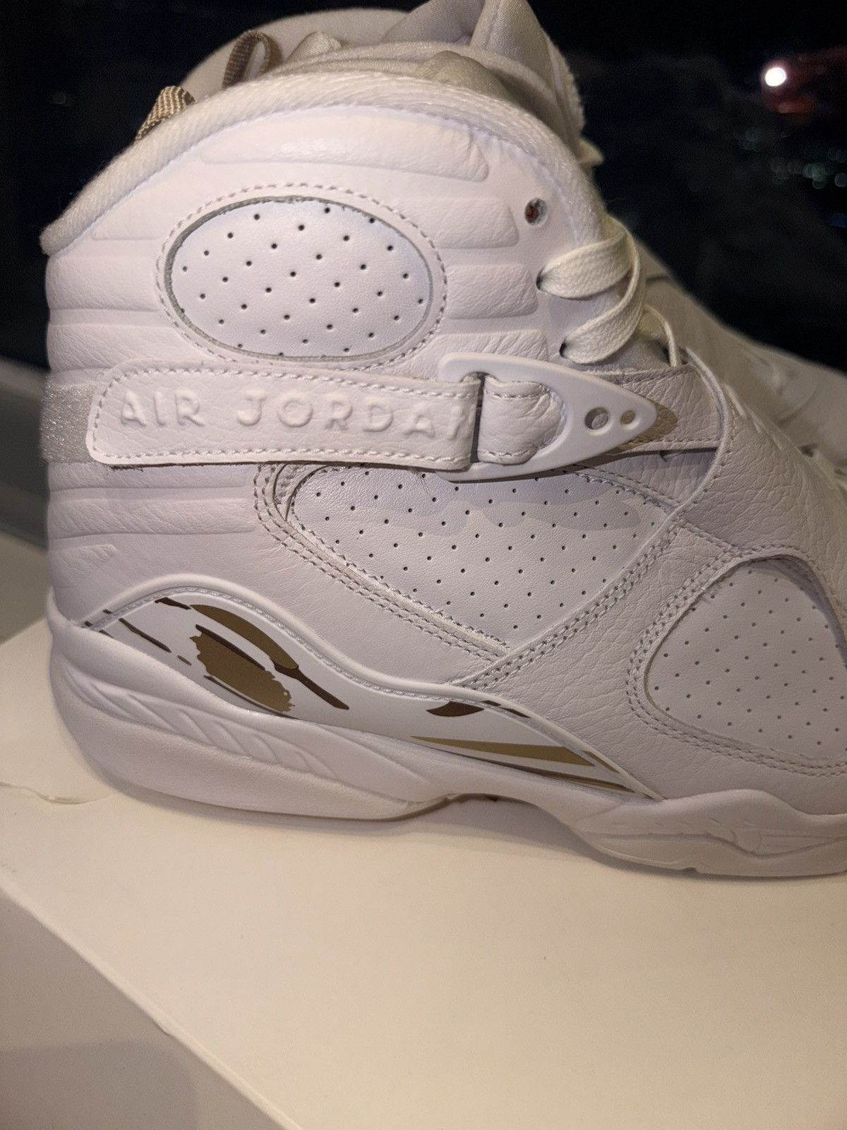 Jordan Brand × October's Very Own 2018 OVO Air Jordan VIII (8) Size US 12 / EU 45 - 5 Thumbnail
