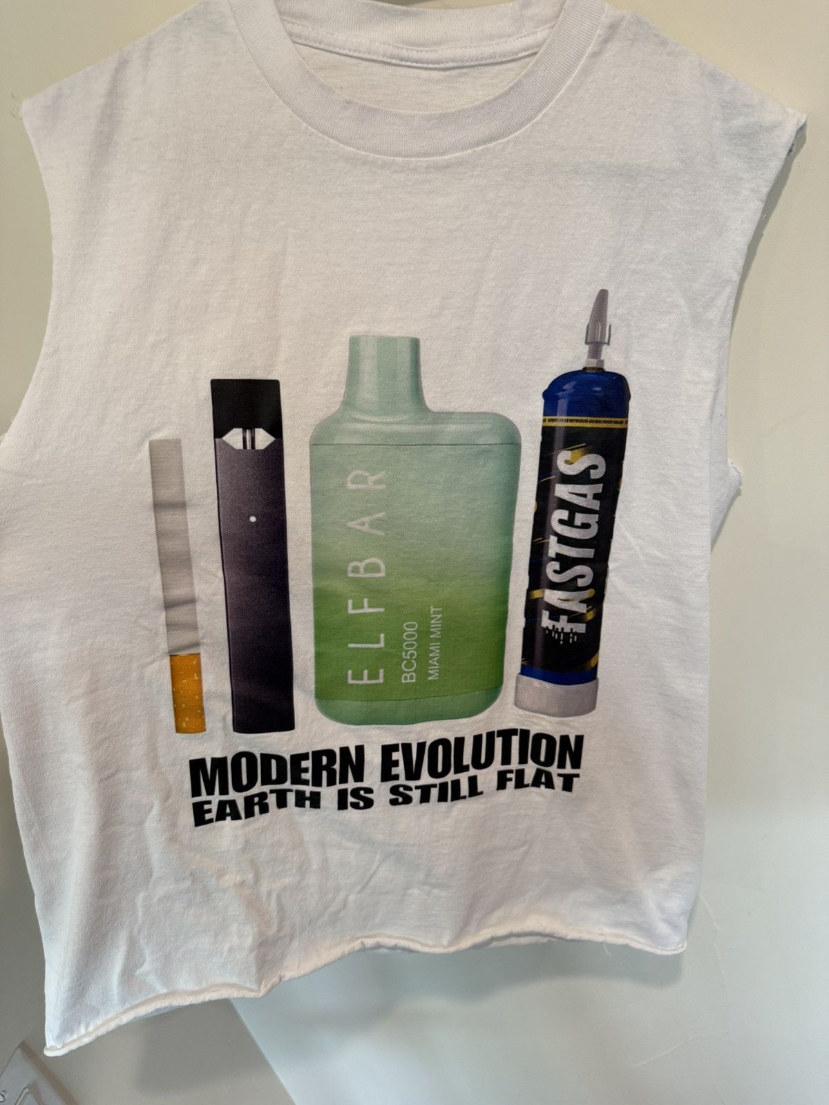Dover Street Market Modern Evolution Cutoff Tee Size US M / EU 48-50 / 2 - 2 Thumbnail