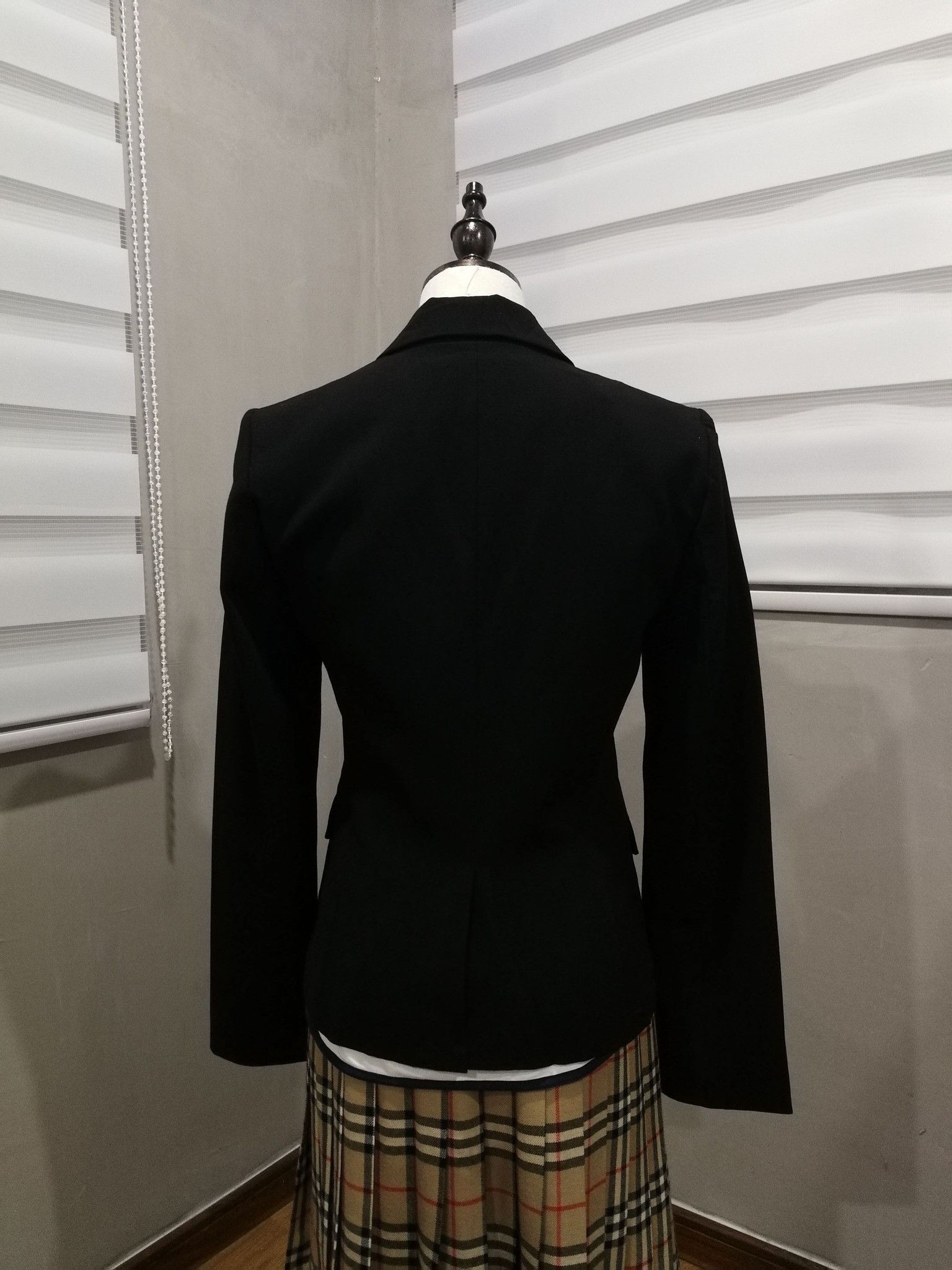 DKNY × Designer Calvin Klein pre own woman Blazer XS 1837 Size XS / US 0-2 / IT 36-38 - 2 Thumbnail