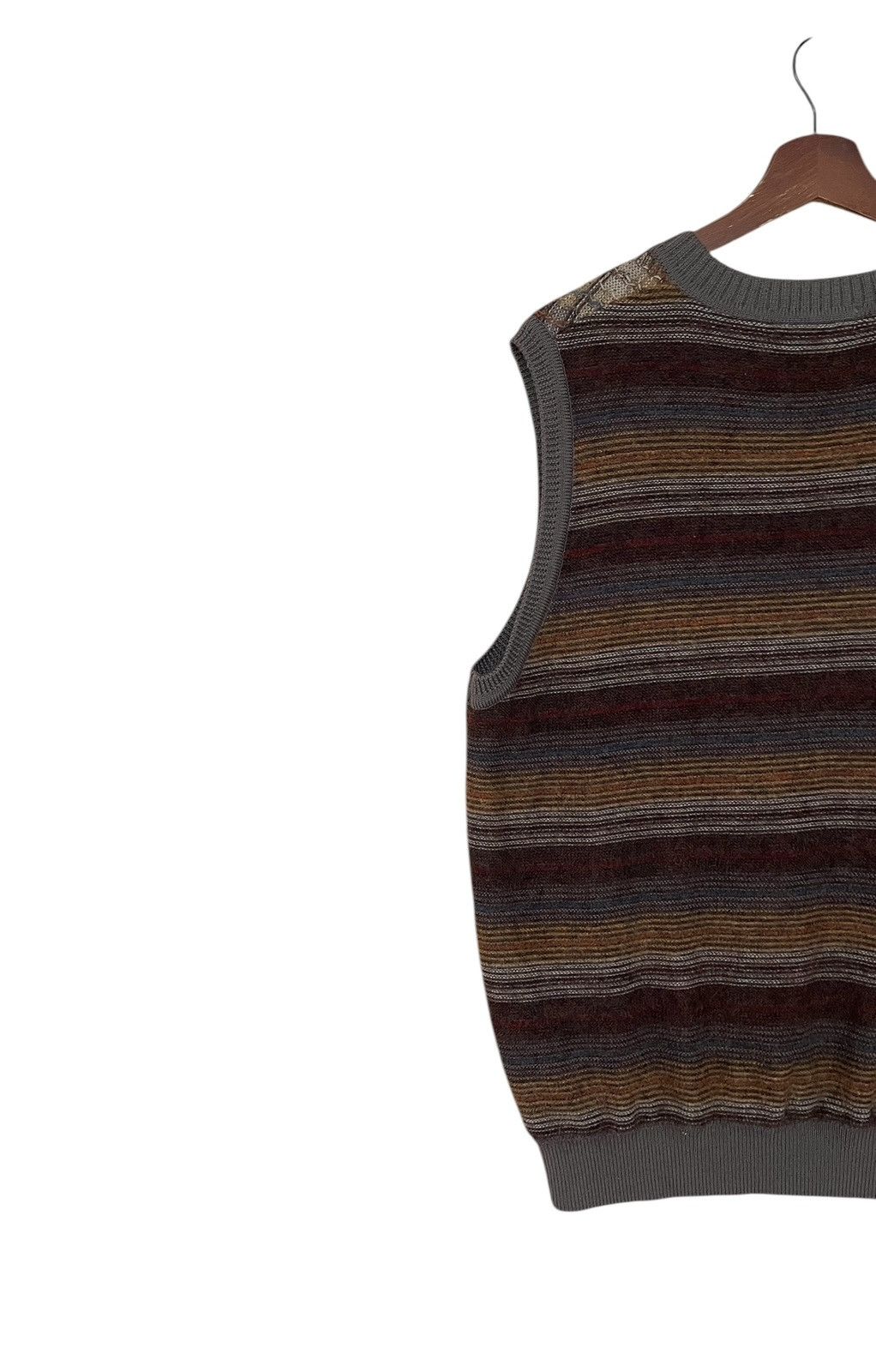 Vintage Vintage Brand Aramis Aoudima Mohair Knitwear Vest 1990s Size US L / EU 52-54 / 3 - 5 Thumbnail
