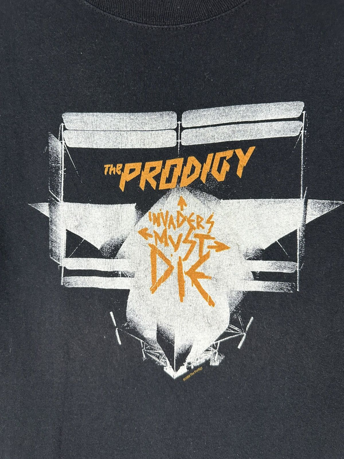 Band Tees Y2K 2009 The Prodigy English Electronic Dance Music Tee Size US M / EU 48-50 / 2 - 3 Thumbnail