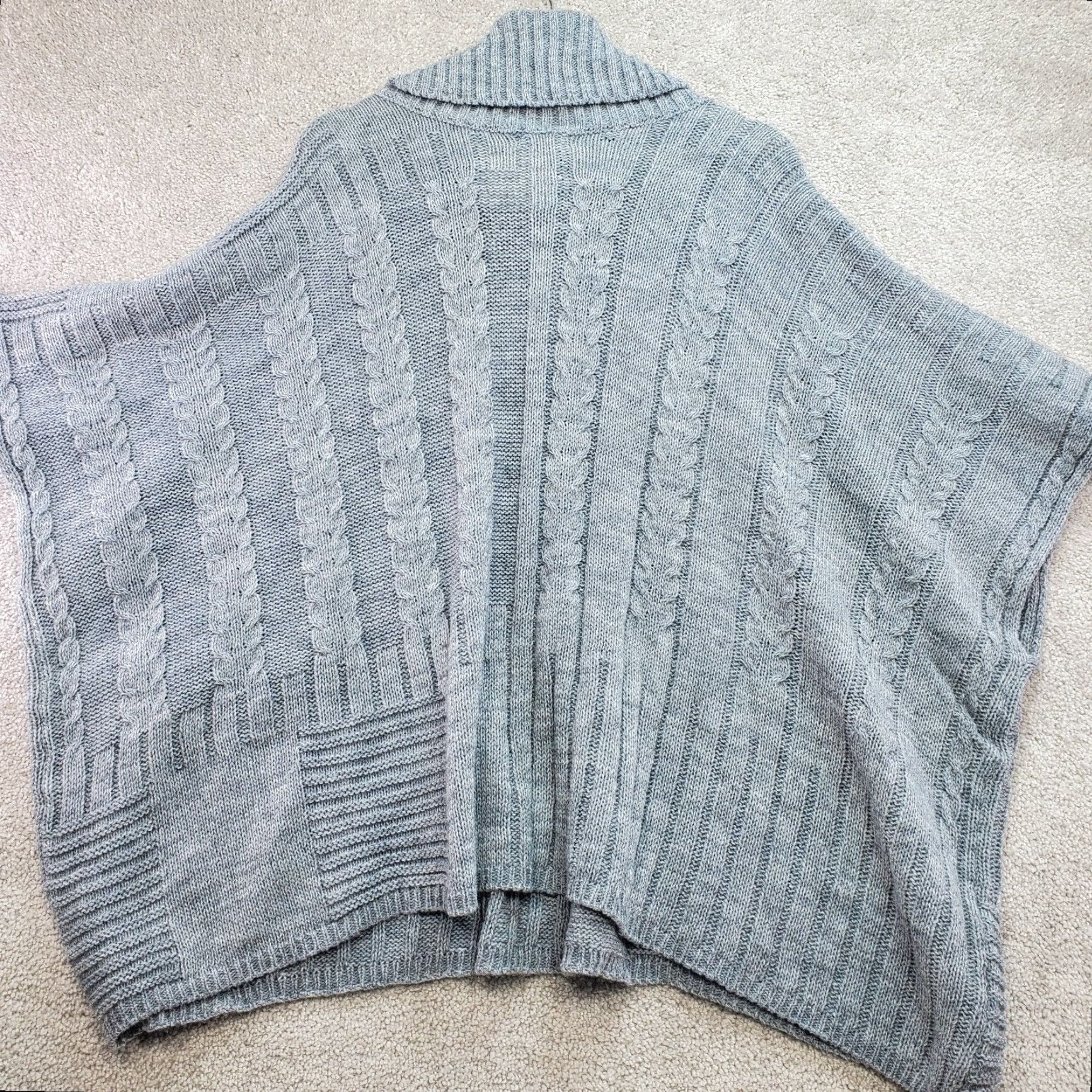 Vintage VINTAGE Maison Pholya Sweater Vest Women S/M Gray Acrylic Cable Knit Turtleneck Pullover Size S / US 4 / IT 40 - 3 Thumbnail