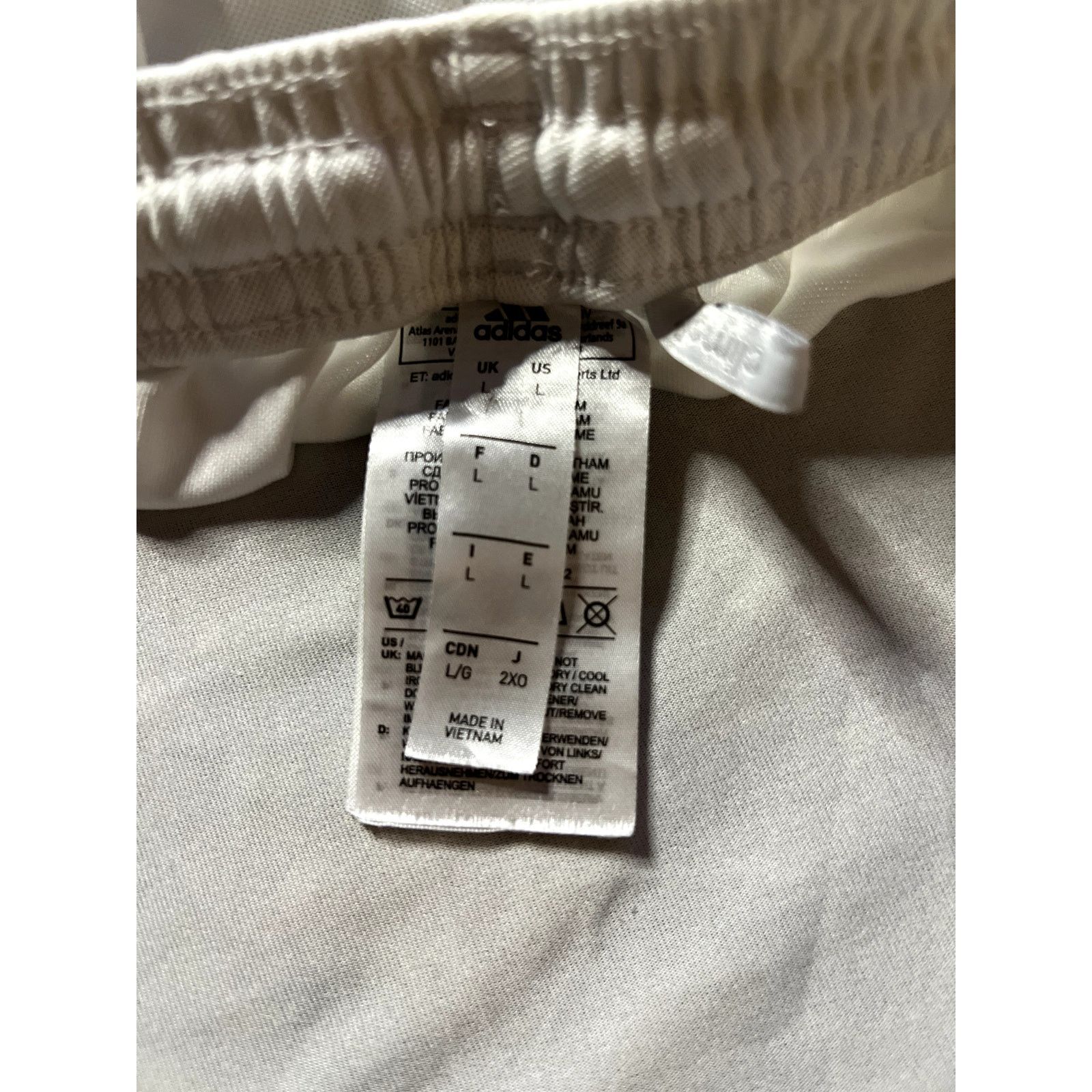 Adidas Adidas White Athletic Shorts Size Large - RN 88387 clean Size US 36 / EU 52 - 5 Thumbnail
