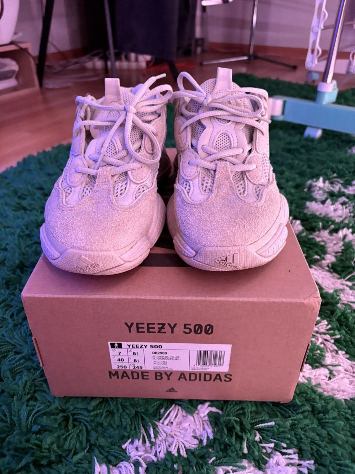 Adidas Yeezy 500 Blush Size US 7 / EU 40 - 1 Thumbnail