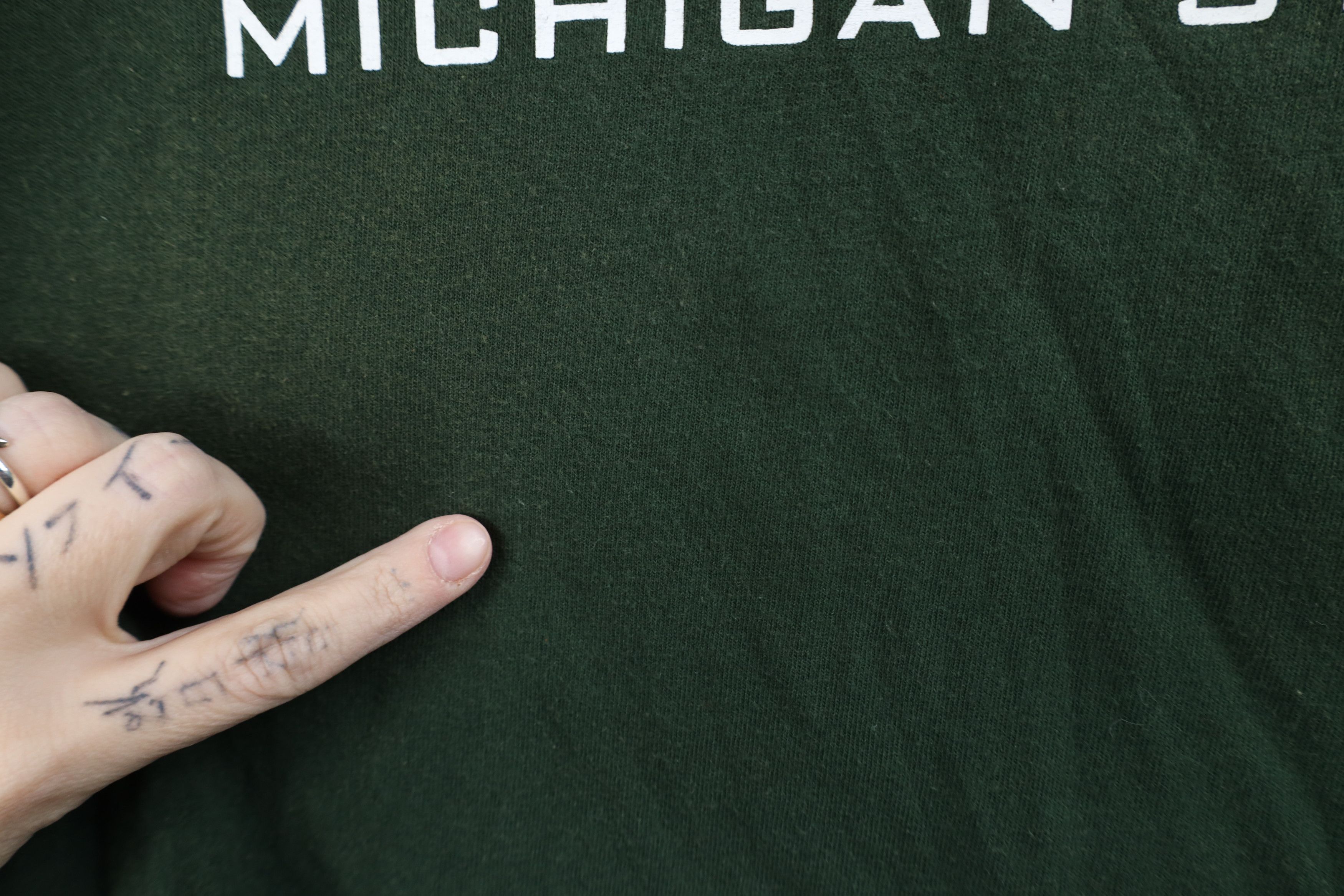 Vintage Vintage Y2K Spell Michigan State University T-Shirt Green Size US XL / EU 56 / 4 - 5 Thumbnail