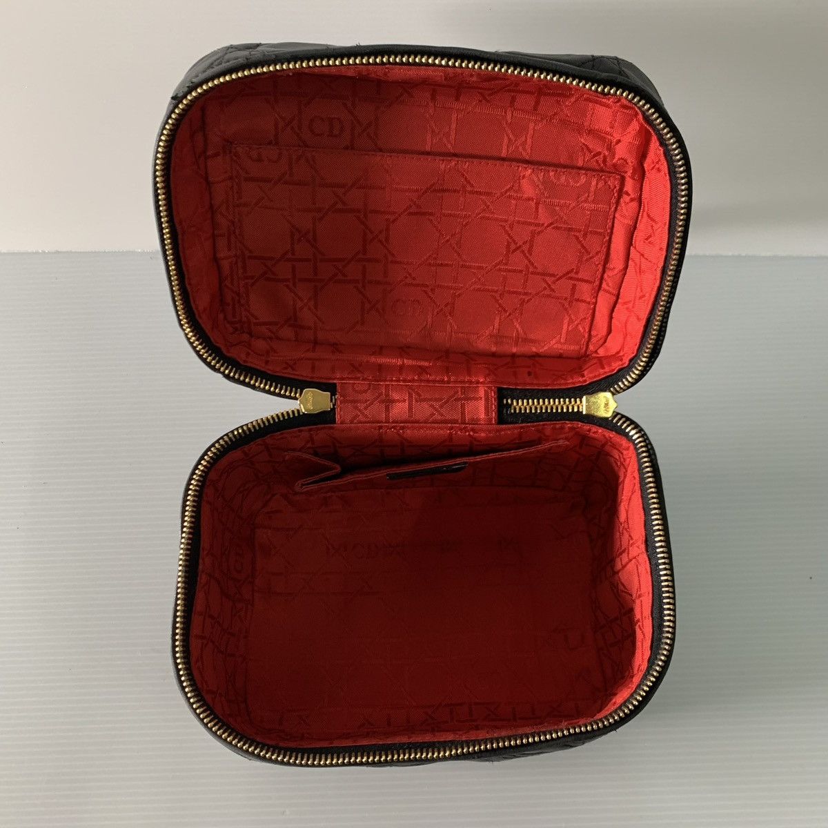 Dior Christian Dior Cannage Quilted Vanity Bag Size ONE SIZE - 11 Thumbnail