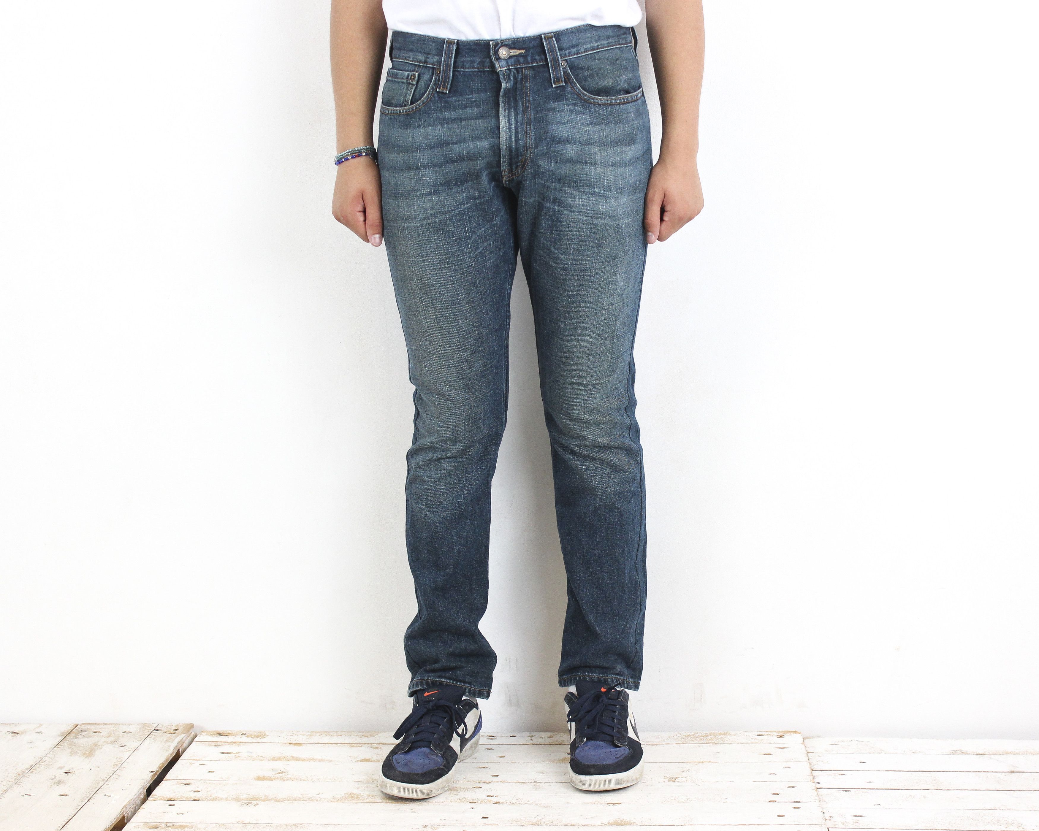 Levi's 514 Men W32 L30 Slim Fit Straight Jeans Denim Pants Trousers Size US 32 / EU 48 - 2 Thumbnail