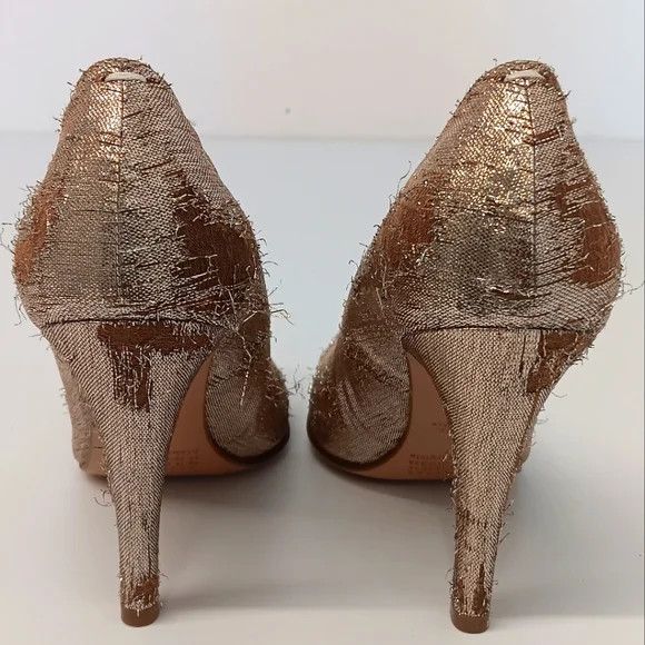Maison Margiela Maison Margiela Women's Distressed Gold Metallic Pumps -EU39 Size US 9 / IT 39 - 10 Thumbnail