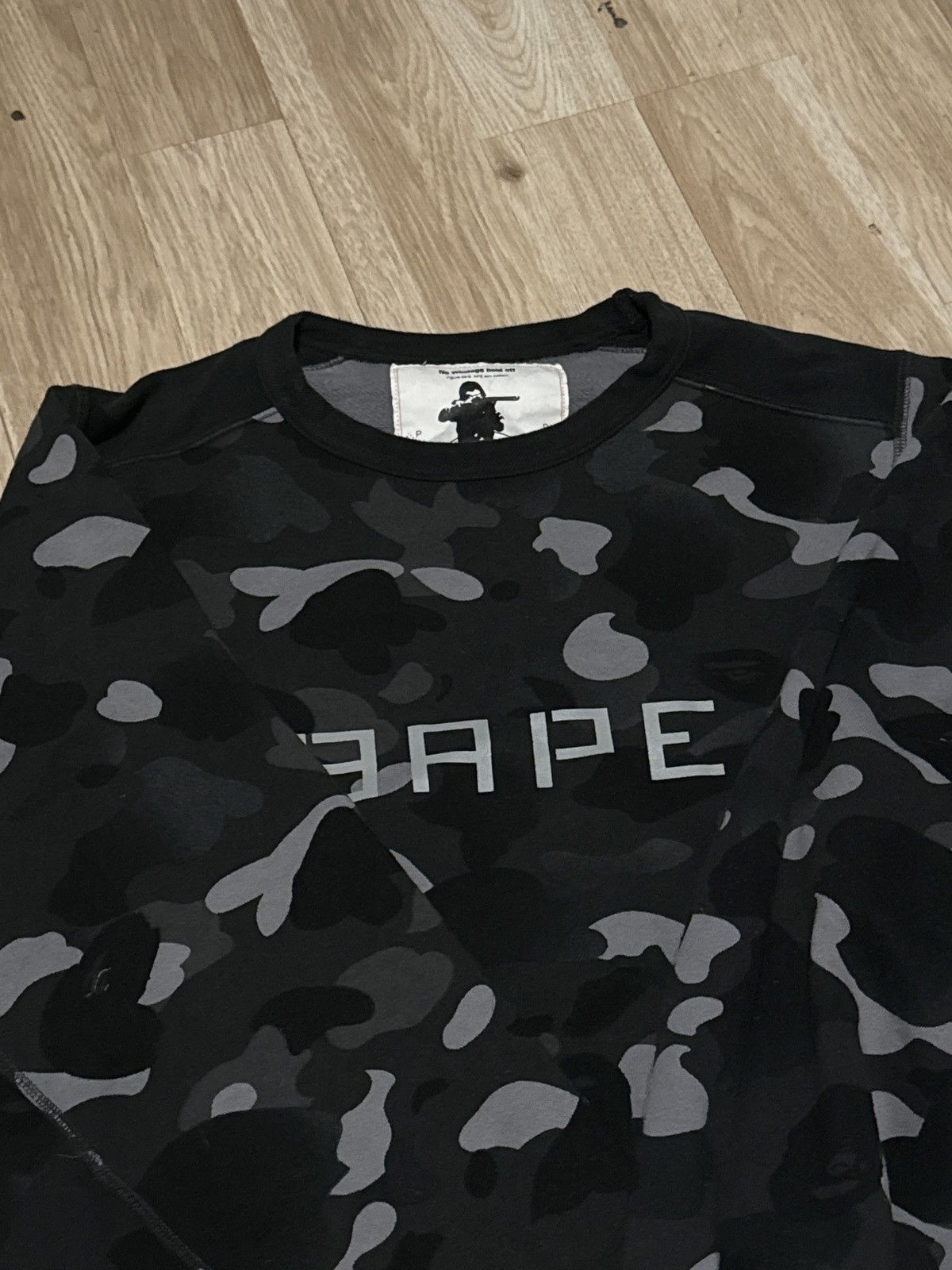 Bape Gradation Camo Crewneck Size US M / EU 48-50 / 2 - 2 Thumbnail