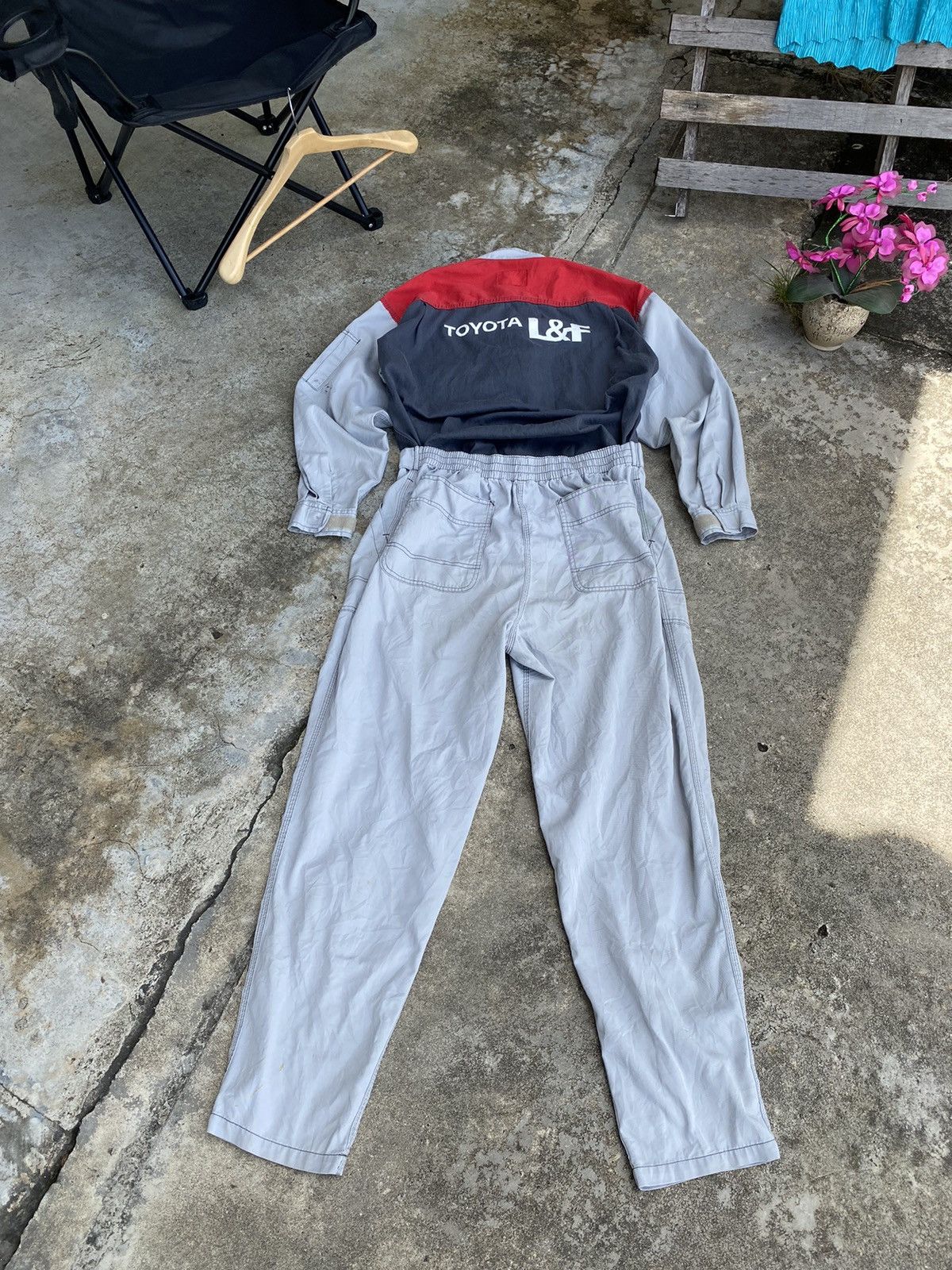 Other Vintage Toyota L&F Coveralls Overalls Jumpsuit Size US 33 - 1 Thumbnail