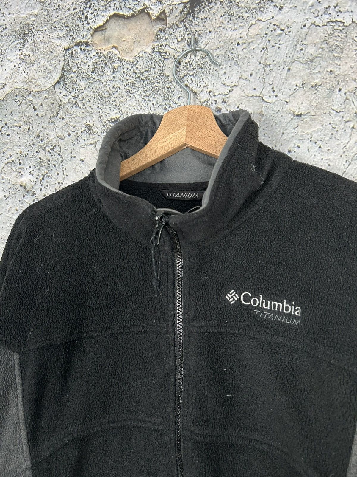 Columbia Columbia Fleece Light Jacket Streetwear Outdoor Gorpcore Size US L / EU 52-54 / 3 - 3 Thumbnail