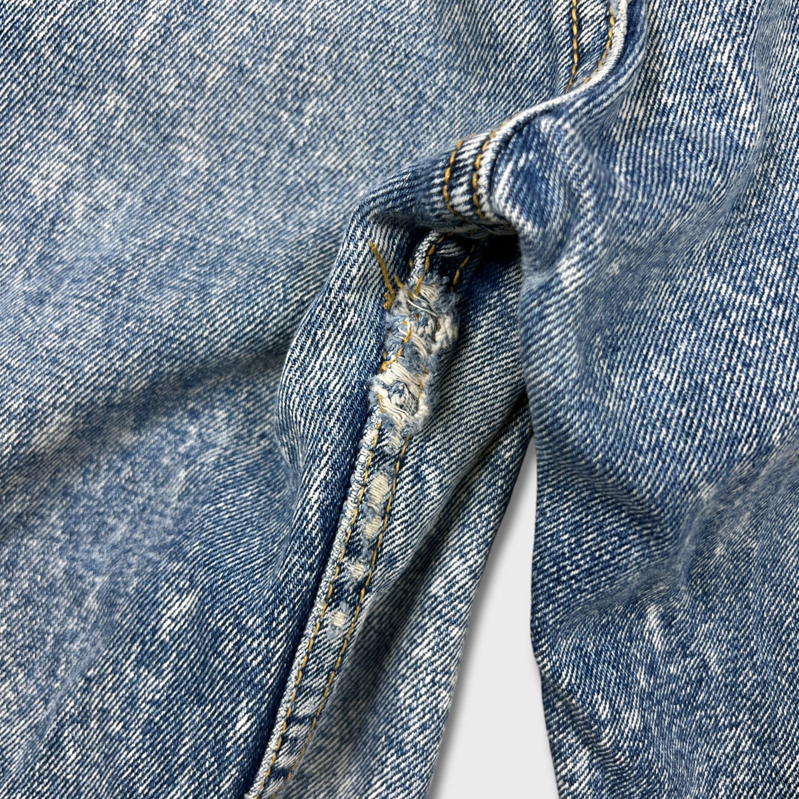 Guess × Vintage VTG Guess Jeans 26x26 Marciano USA Acid Wash Taper 90s Pants Size 26" / US 2 / IT 38 - 7 Thumbnail