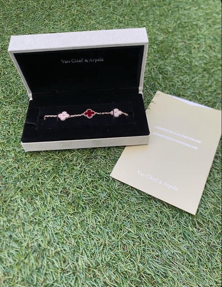 Van Cleef & Arpels Van Cleef and Arpels 18k bracelet Size ONE SIZE - 2 Thumbnail