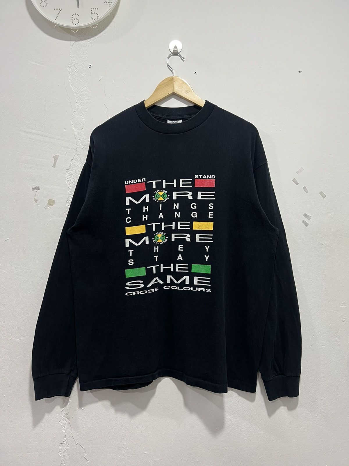 Vintage 90s Cross Colours Wording Longsleeve Tshirt