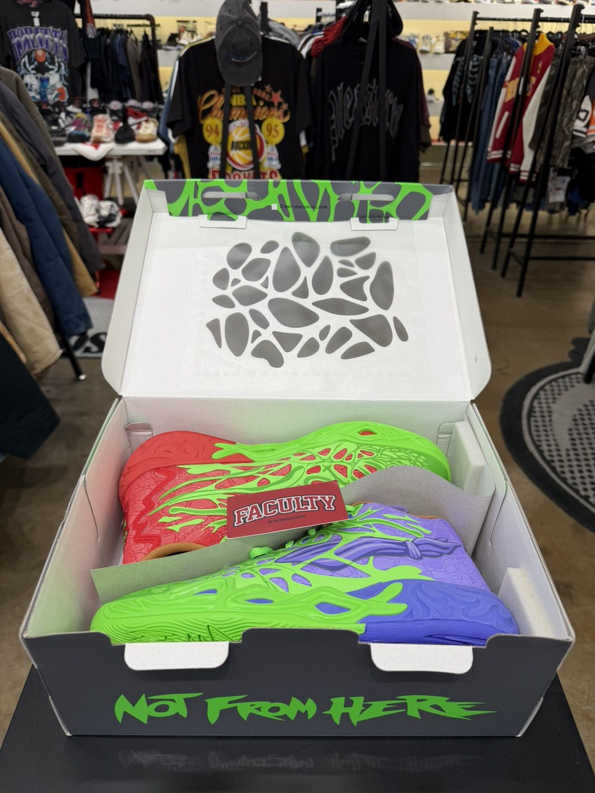 Puma Puma MB.04 TMNT Raphael & Donatello Size 9.5 (2025) Size US 9.5 / EU 42-43 - 11 Thumbnail