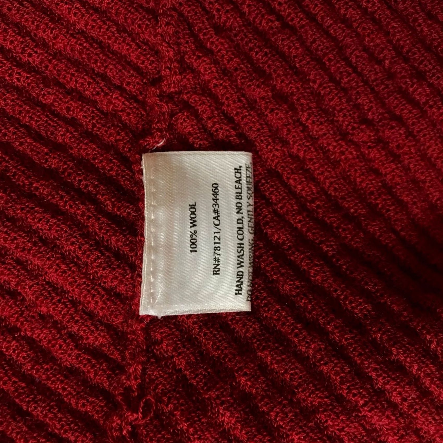 Eileen Fisher VINTAGE? No. Eileen Fisher Red 100% Italian Wool Diagonal Ribbed V-Neck Sweater Petite PS Shirt Women Size S / US 4 / IT 40 - 8 Thumbnail