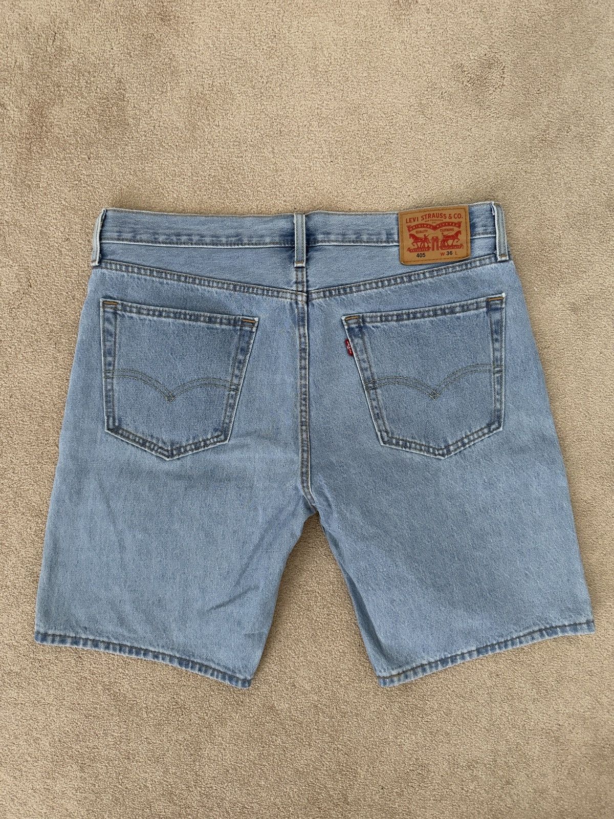 Levi's Levi’s 405 Light Wash Denim Shorts Size US 36 / EU 52 - 2 Thumbnail