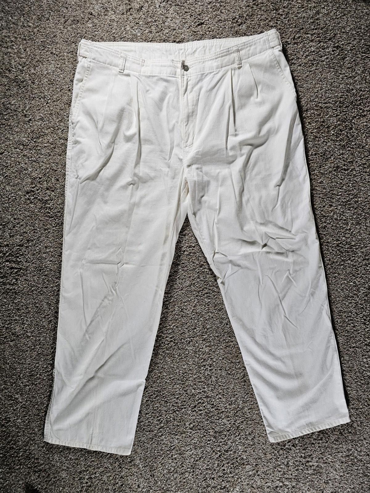 Dockers Dockers Levi’s Classic Fit Pants 42x30 Various Small Stains Size US 42 / EU 58 - 1 Thumbnail
