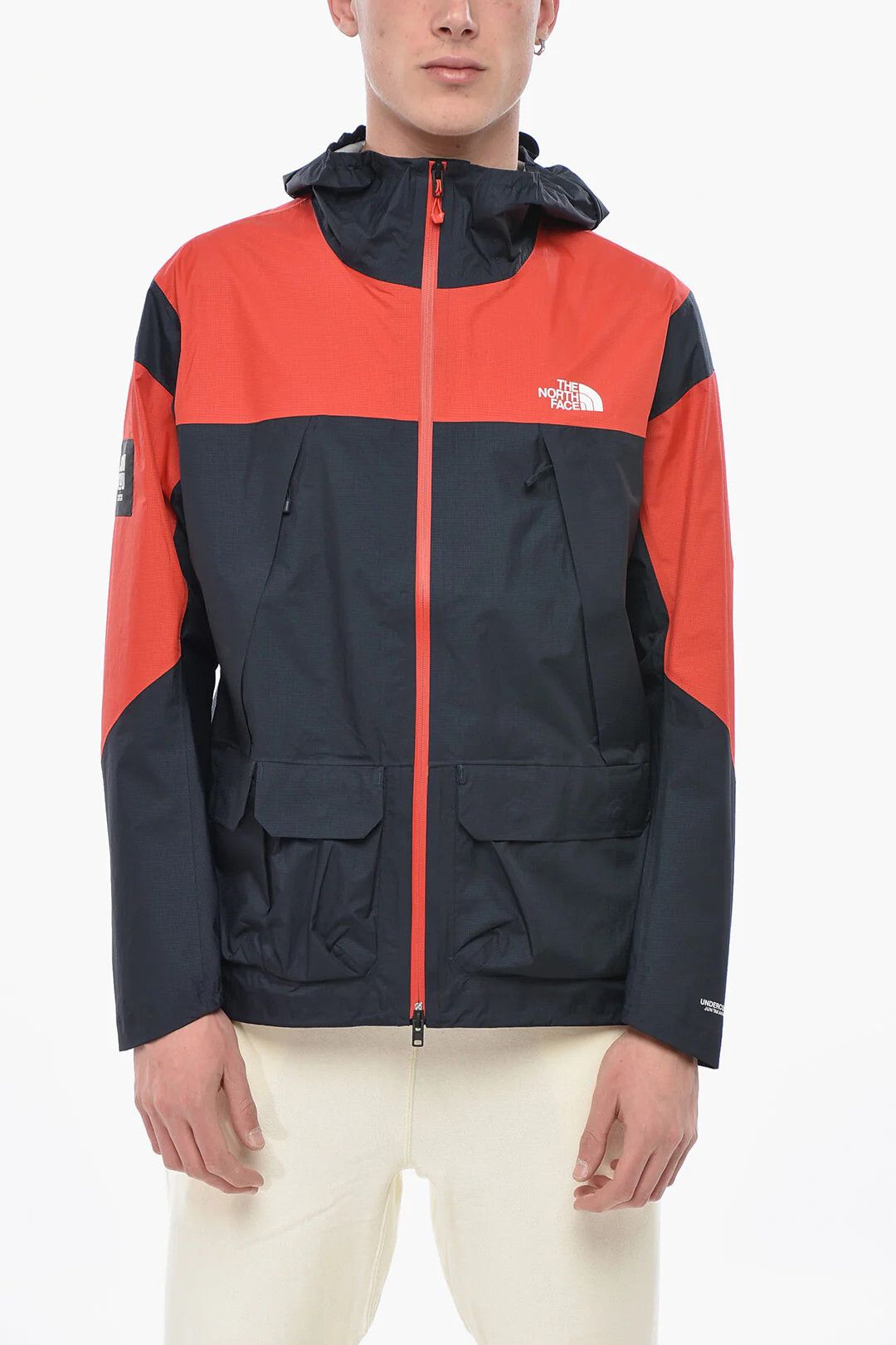 The North Face og1mm0426 Two-Tone Nylon Windbreaker Jacket in Blue & Red Size US XL / EU 56 / 4 - 1 Thumbnail