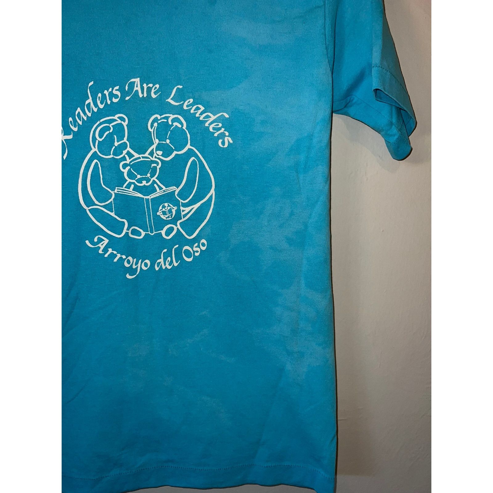 Fruit Of The Loom Vintage Book Shirt Readers Are Leaders Arroyo Del Oso Bear S Size US S / EU 44-46 / 1 - 5 Thumbnail