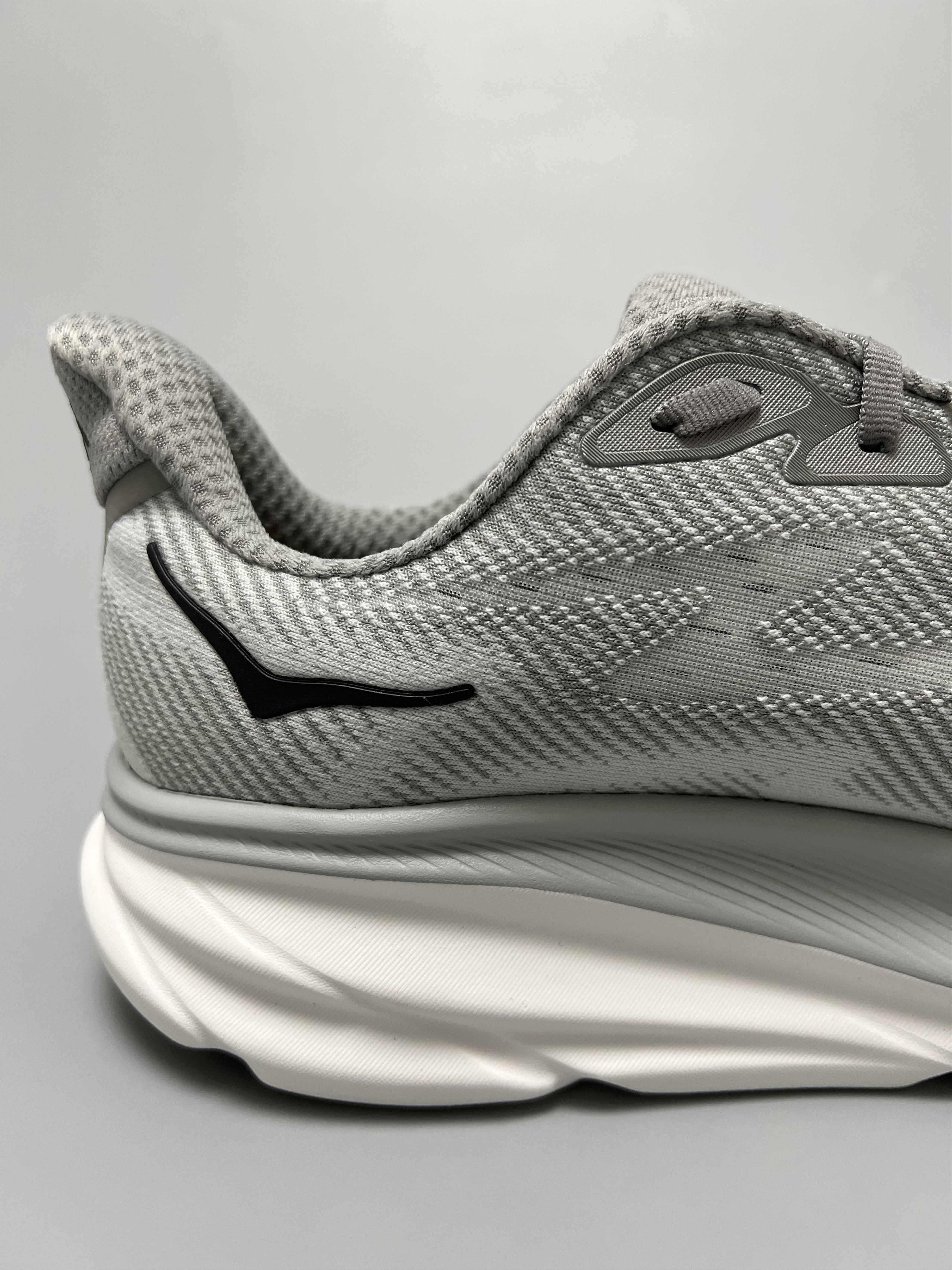 Hoka 11.5EE Hoka One One Clifton 9 Wide Running Shoes Walking Gym Size US 11.5 / EU 44-45 - 6 Thumbnail