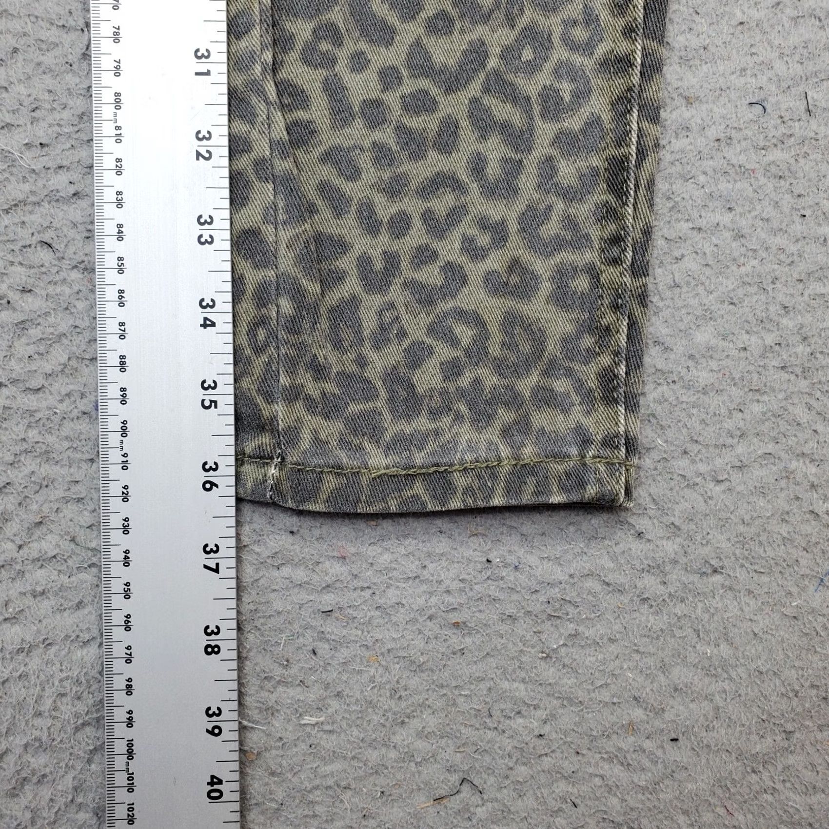 Denime Indigo Rein Women Size 5 Multicolor Denim Leopard Print Mid Rise Skinny Jeans Size 27" / US 4 / IT 40 - 3 Thumbnail