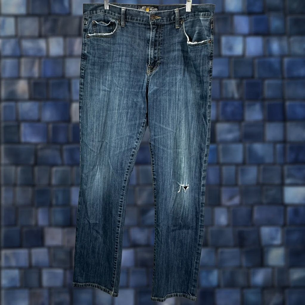 Lucky Brand Lucky Brand Jeans Mens 36 Classic Straight Medium Wash Cotton Hole in Knee 429 Size US 36 / EU 52 - 1 Thumbnail