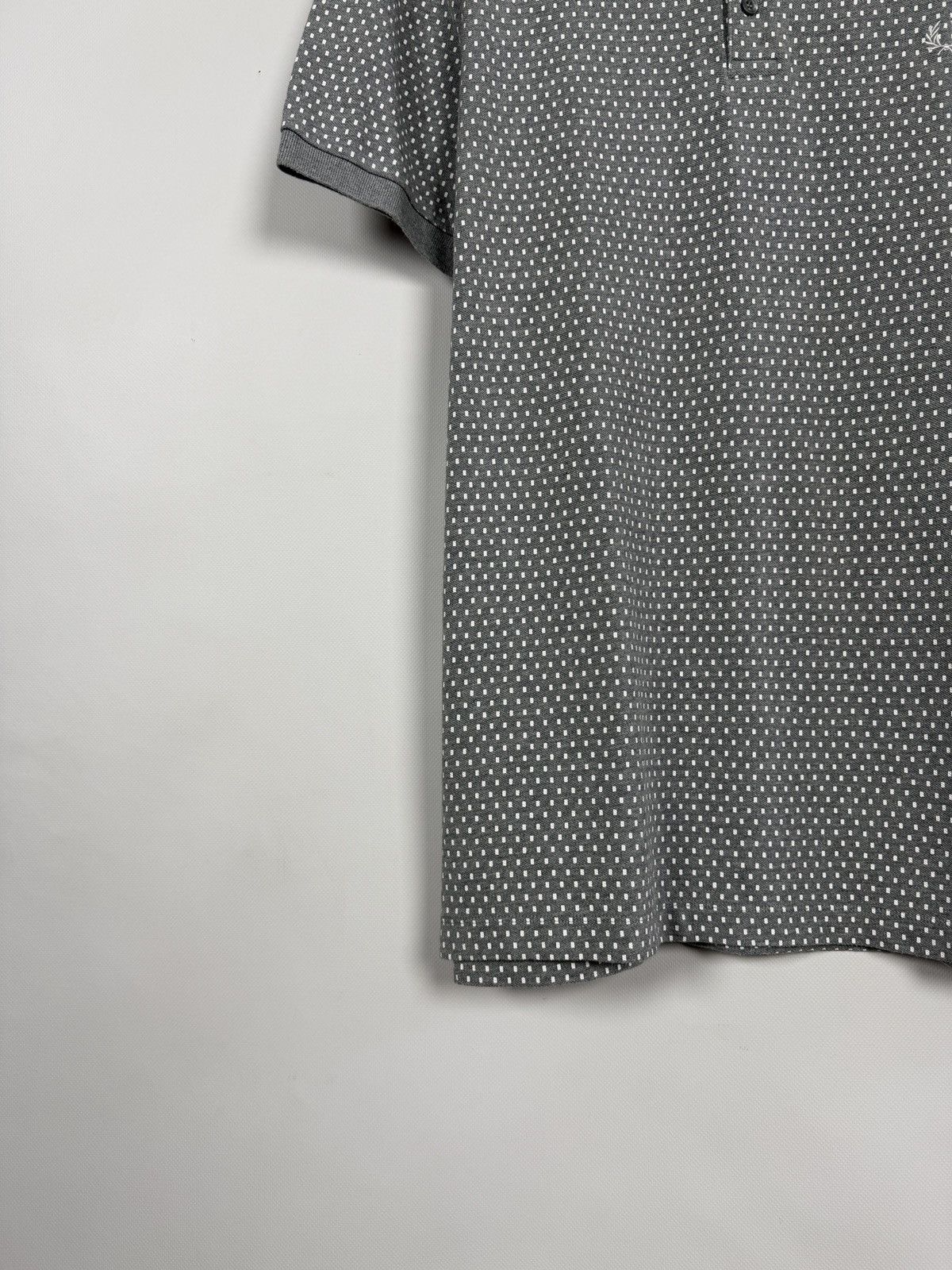 Fred Perry Fred Perry Short Sleeve Polo Shirt Micro Pattern Logo Casual Size US XL / EU 56 / 4 - 4 Thumbnail