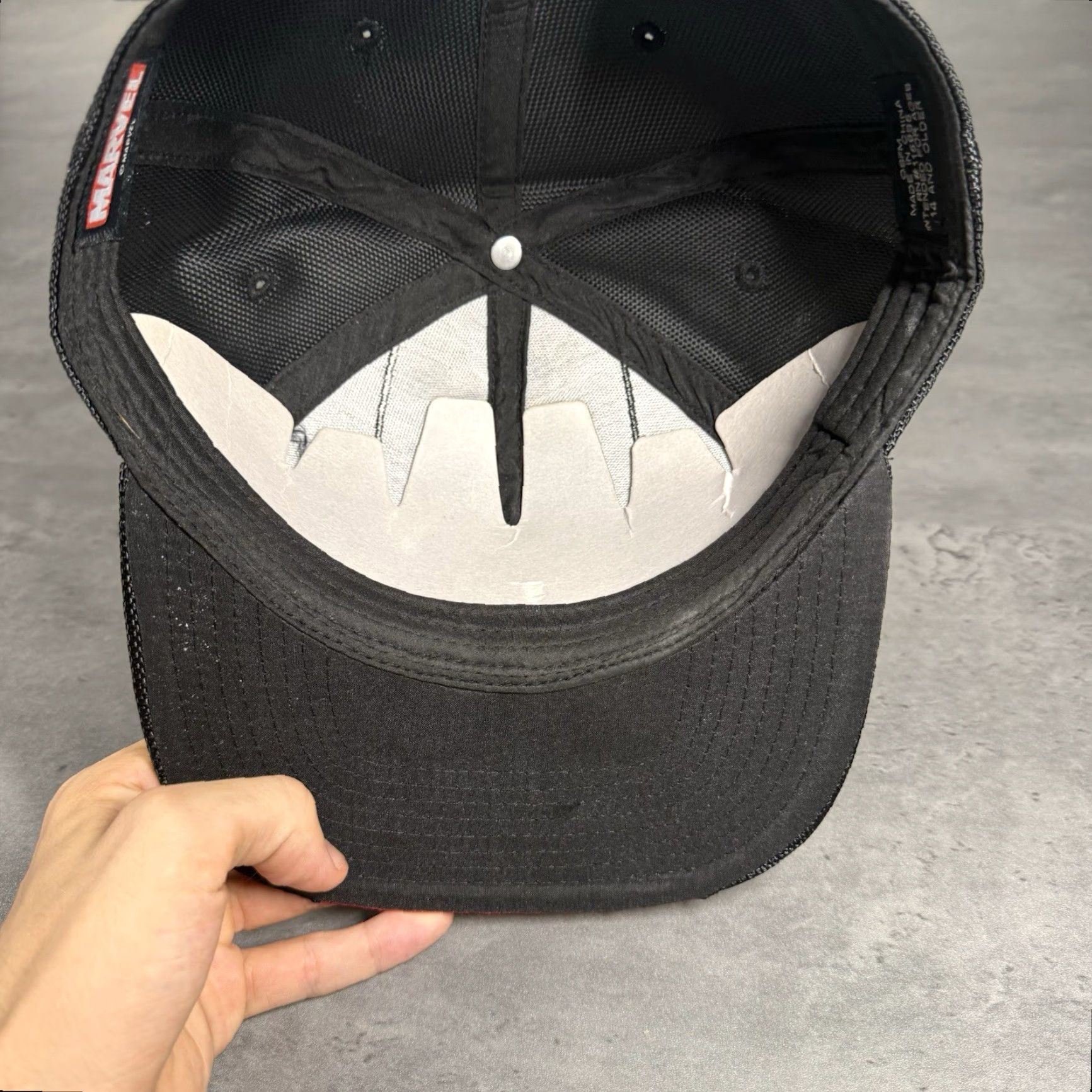 Vintage VINTAGE Marvel Deadpool SnapBack Hat Black Red Superhero Movie Promo Cap Big Logo Patch Size ONE SIZE - 6 Thumbnail