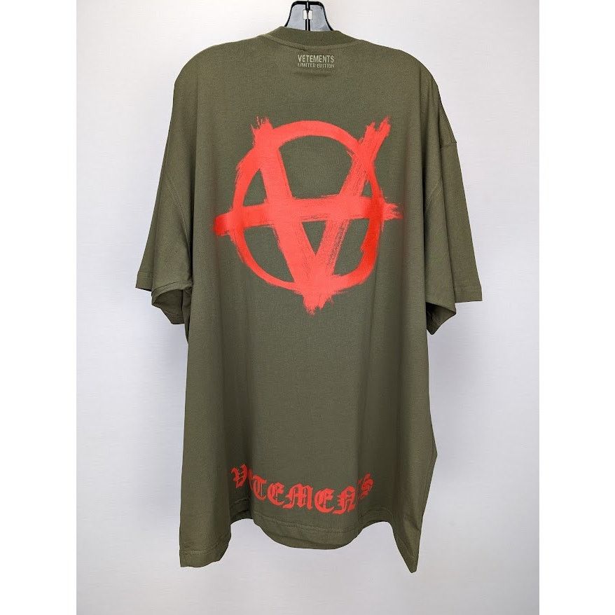 Vetements o1rshd1 T-Shirt Tee in Khaki Size US L / EU 52-54 / 3 - 10 Thumbnail
