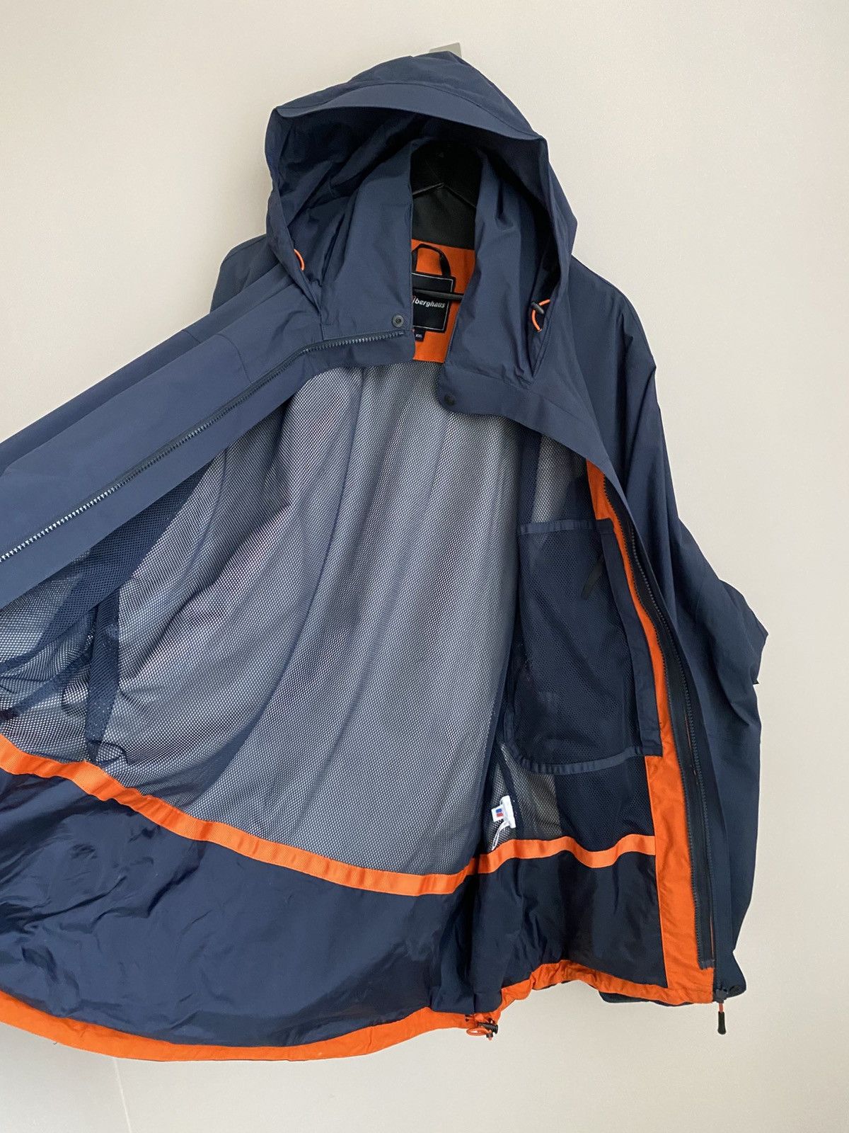 Berghaus Berghaus Gore-Tex men's windbreaker jacket Size US XXL / EU 58 / 5 - 5 Thumbnail