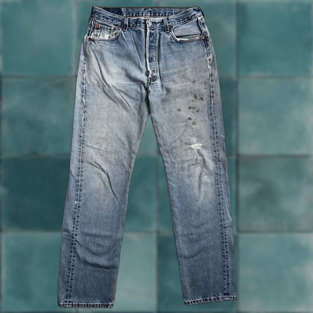 Levi's Levi's 501 Vintage 90s Jeans 34x34 Blue Light Wash Mens Regular Straight 34 Inseam 34 Cotton Denim Jeans Size US 34 / EU 50 - 1 Thumbnail