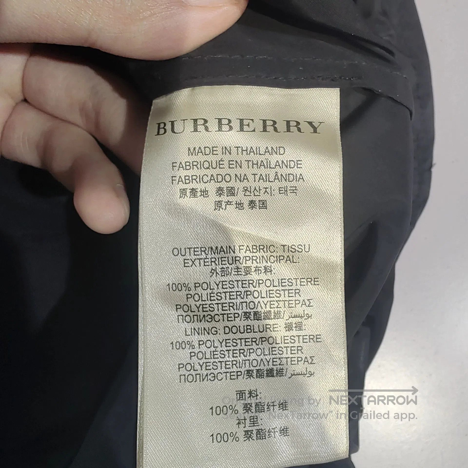 Burberry burberry black jacket in excellent condition. Size US XS / EU 42 / 0 - 7 Thumbnail