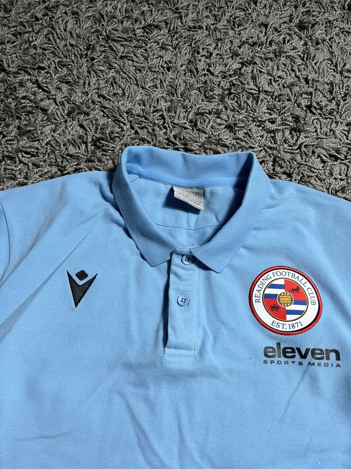 Macron READING FOOTBALL CLUB 2022/23 COTTON SOCCER T-SHIRT Size US L / EU 52-54 / 3 - 2 Thumbnail