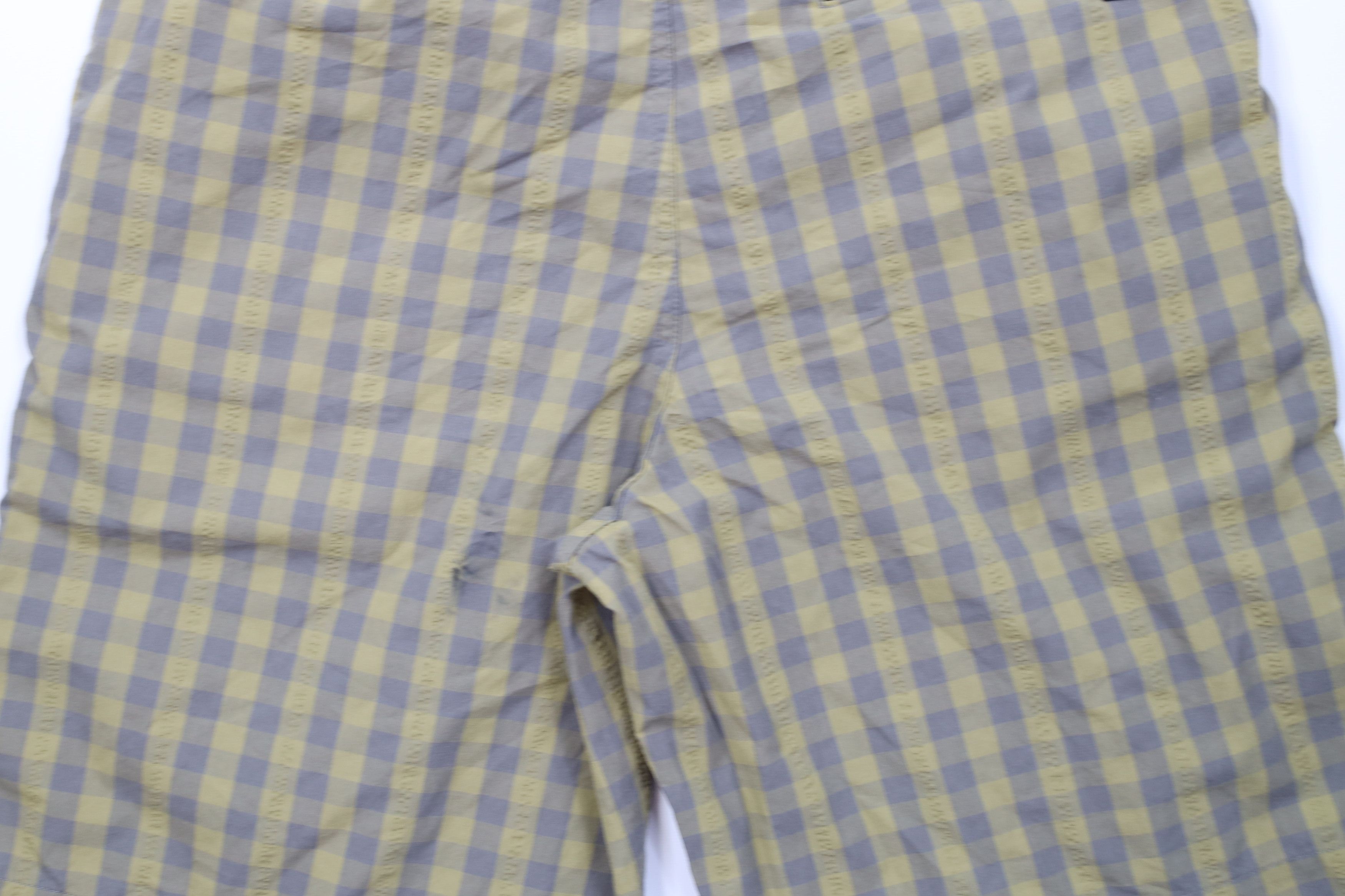 Patagonia Patagonia Seer Sucker Chino Shorts Plaid Organic Cotton Size US 33 - 10 Thumbnail