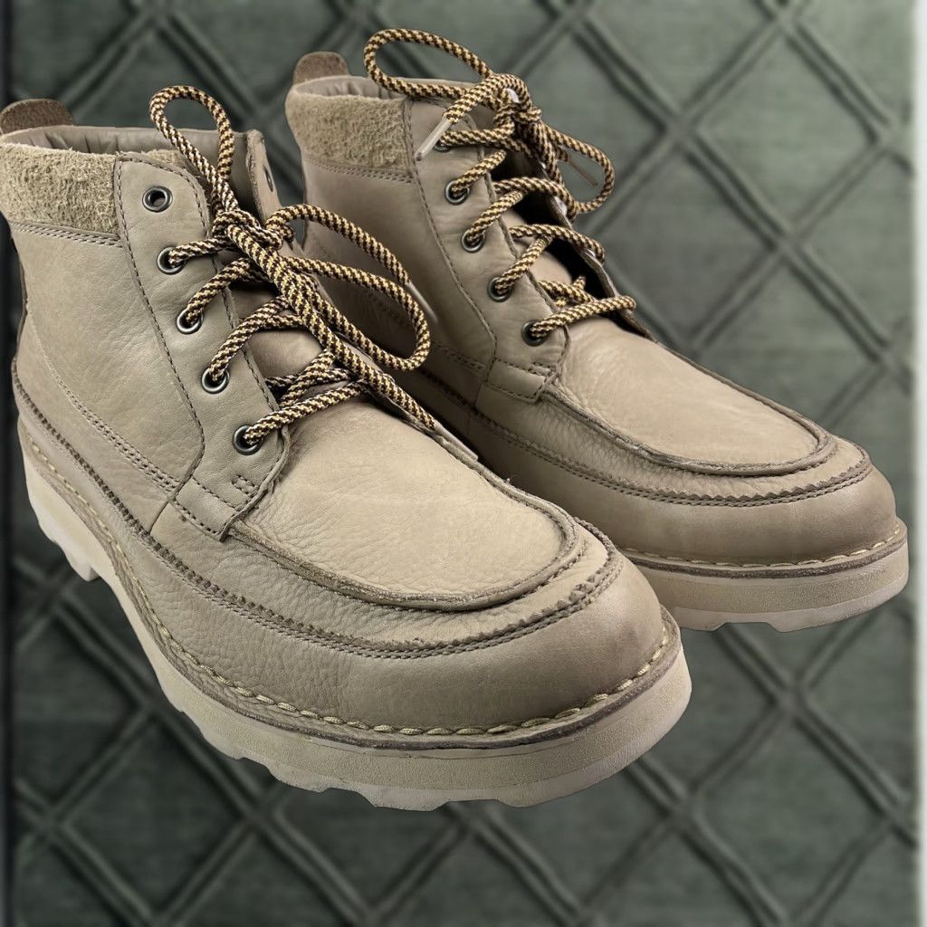 Clarks Clarks Korik Rise Gore-Tex Boots Mens Size 12 Grey Leather Waterproof Leather Waterproof Lace Up Boots Mens Grey Desert 12 Mens Size US 11 / EU 44 - 1 Thumbnail